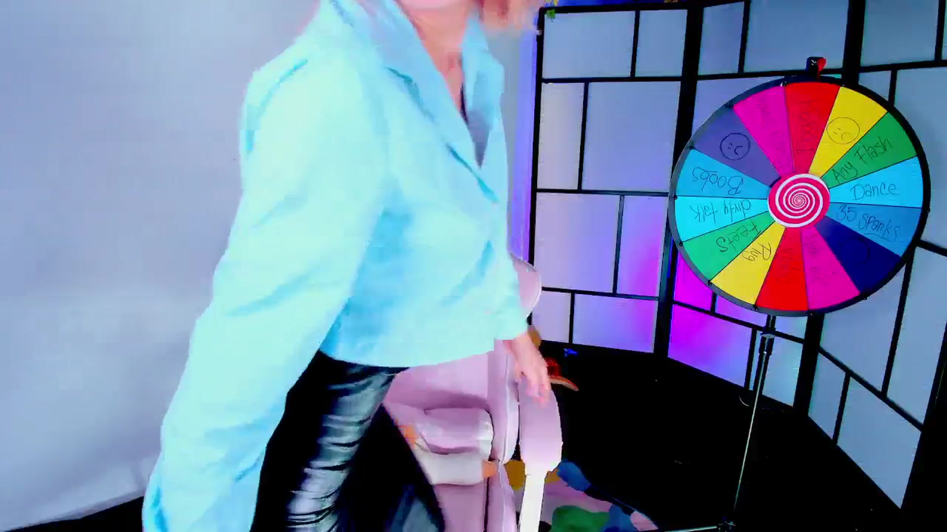 Gallery image thumbnail from Agostinha_Red's myfreecams stream on, 07/28/2025, 08:52 image 9 of 20