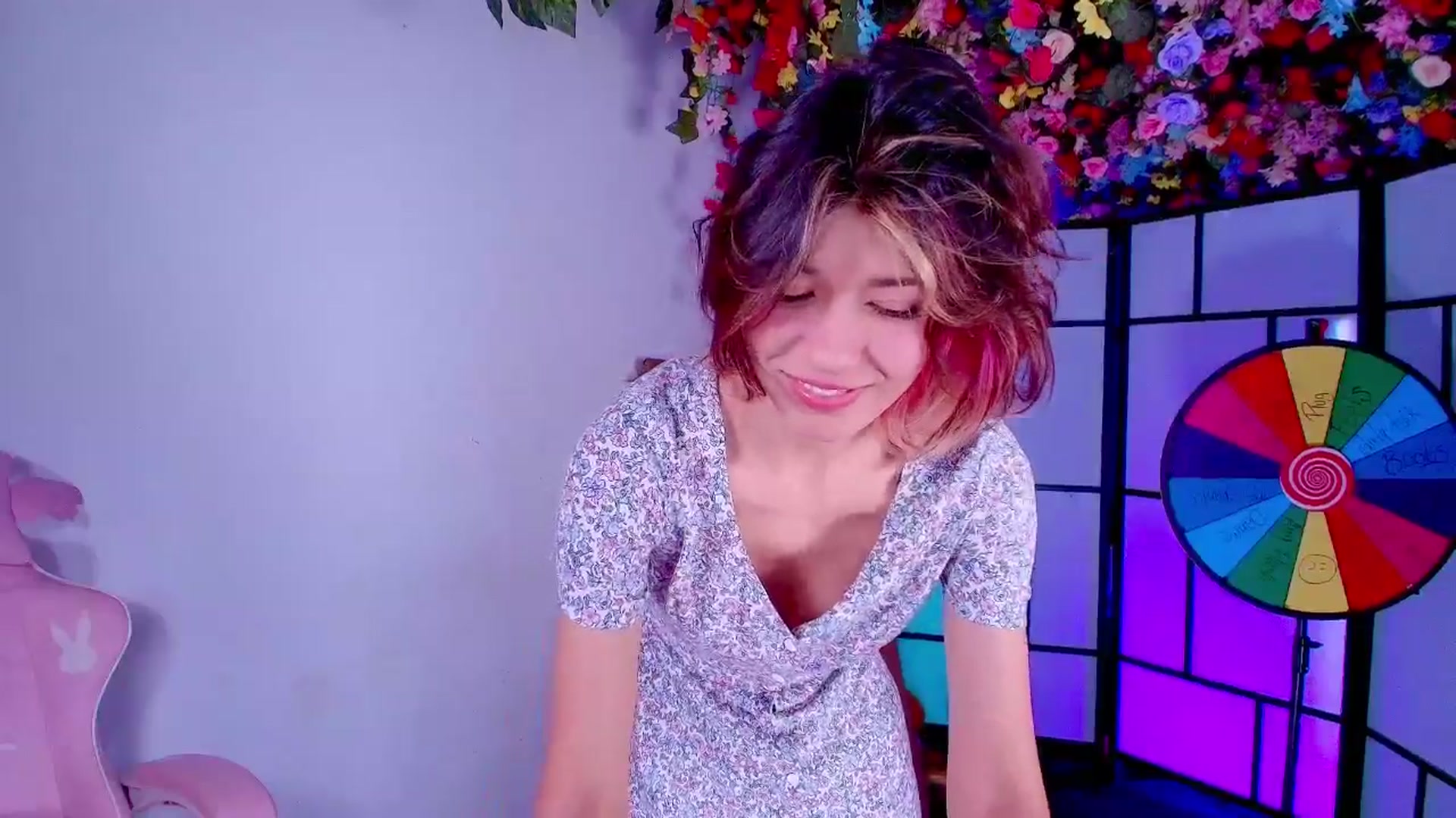 Gallery image thumbnail from Agostinha_Red's myfreecams stream on, 08/06/2025, 05:23 image 15 of 20