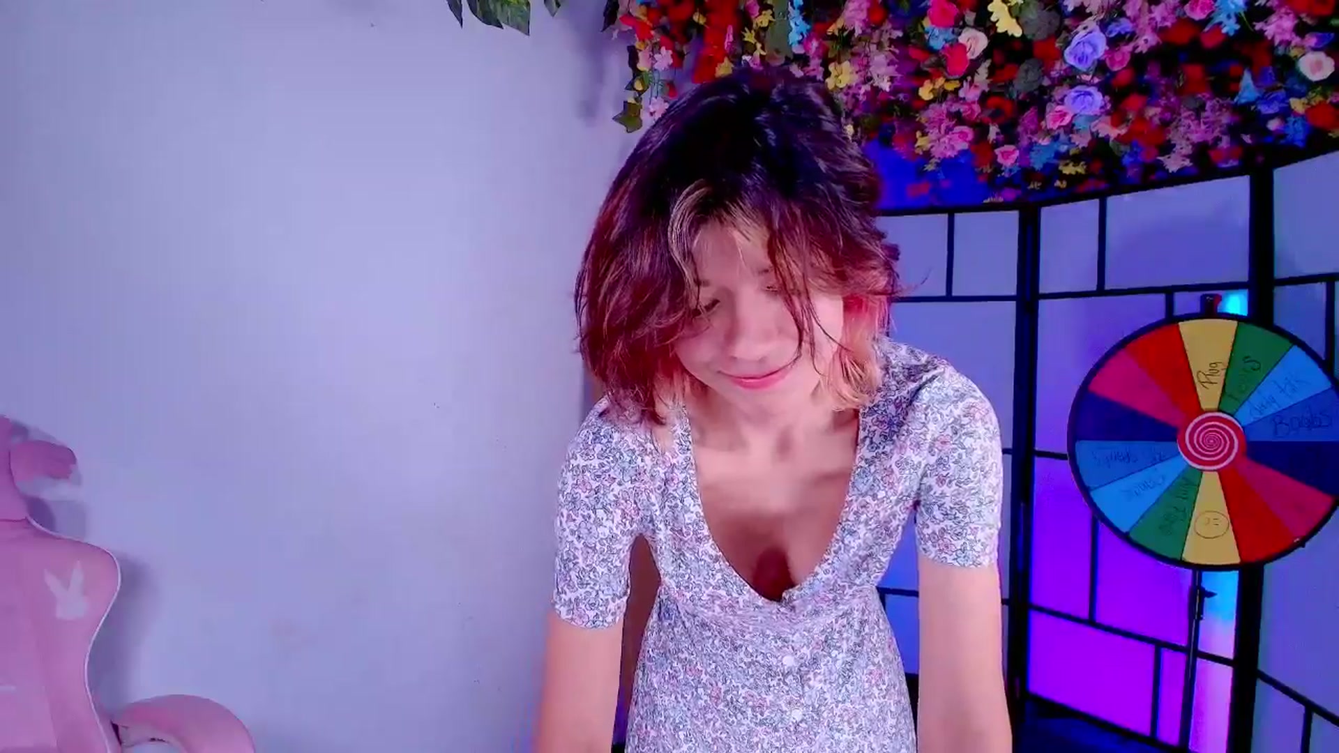 Gallery image thumbnail from Agostinha_Red's myfreecams stream on, 08/06/2025, 05:23 image 17 of 20