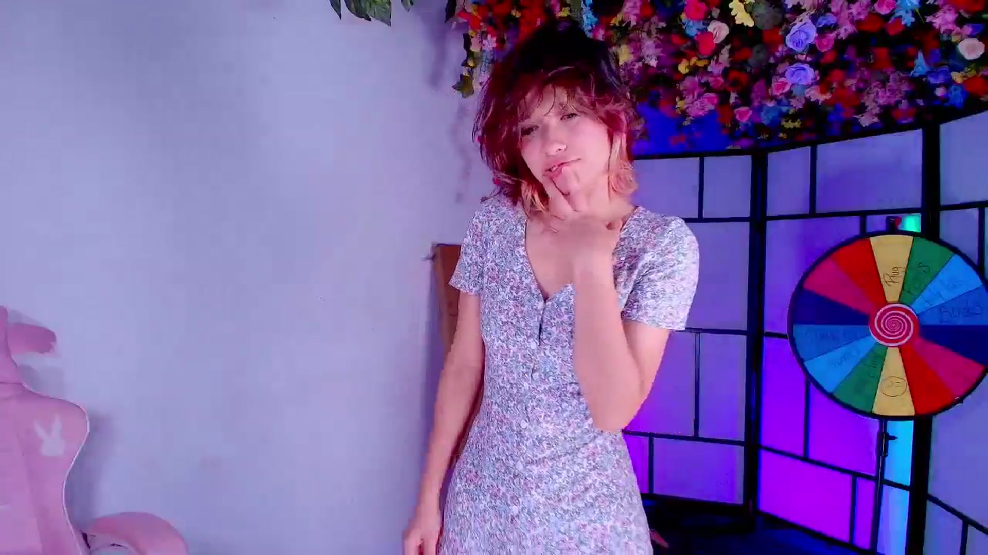 Gallery image thumbnail from Agostinha_Red's myfreecams stream on, 08/06/2025, 05:23 image 16 of 20