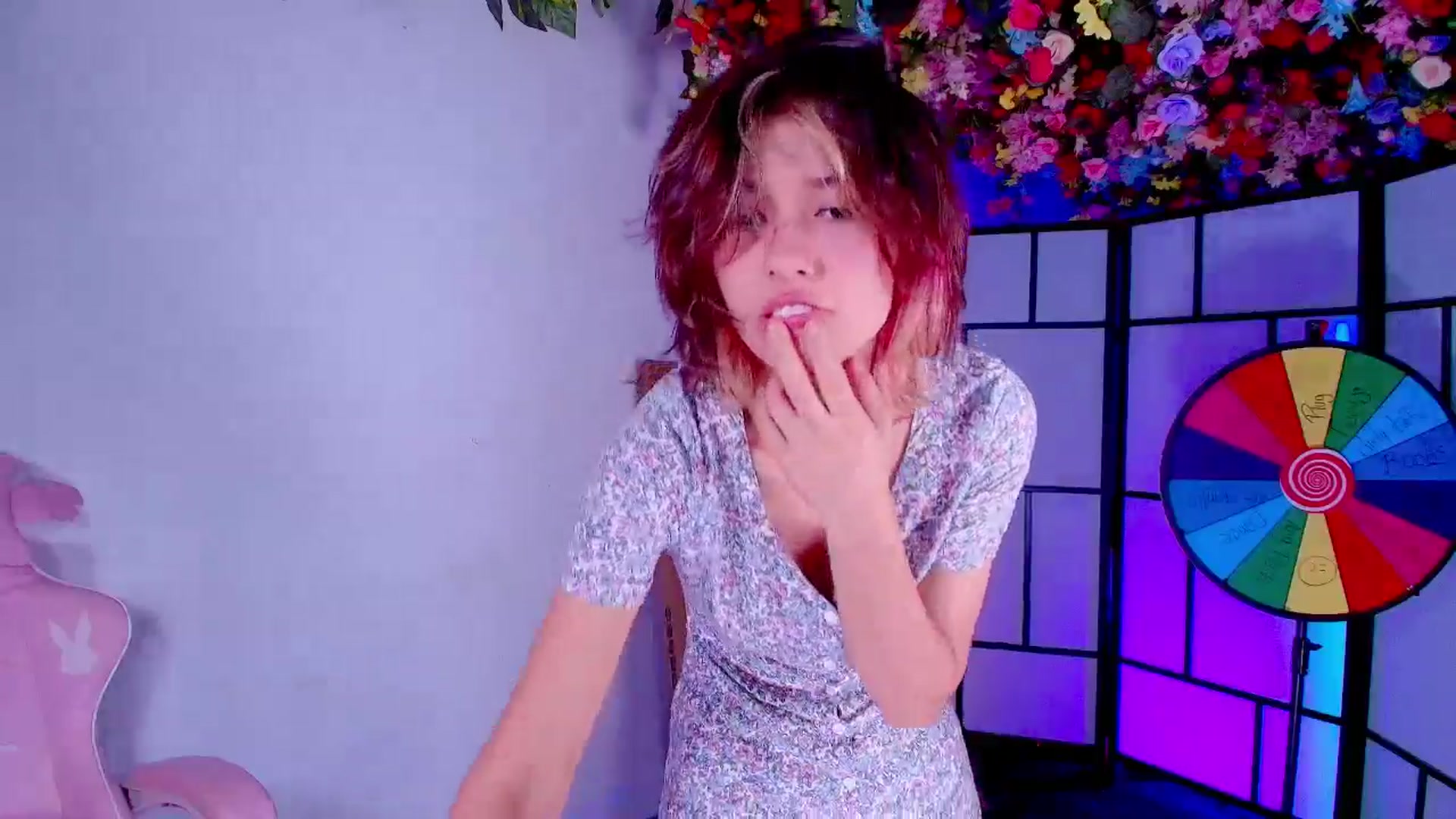 Gallery image thumbnail from Agostinha_Red's myfreecams stream on, 08/06/2025, 05:23 image 19 of 20
