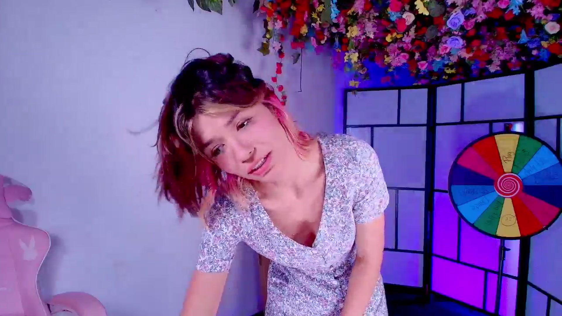Gallery image thumbnail from Agostinha_Red's myfreecams stream on, 08/06/2025, 05:23 image 18 of 20