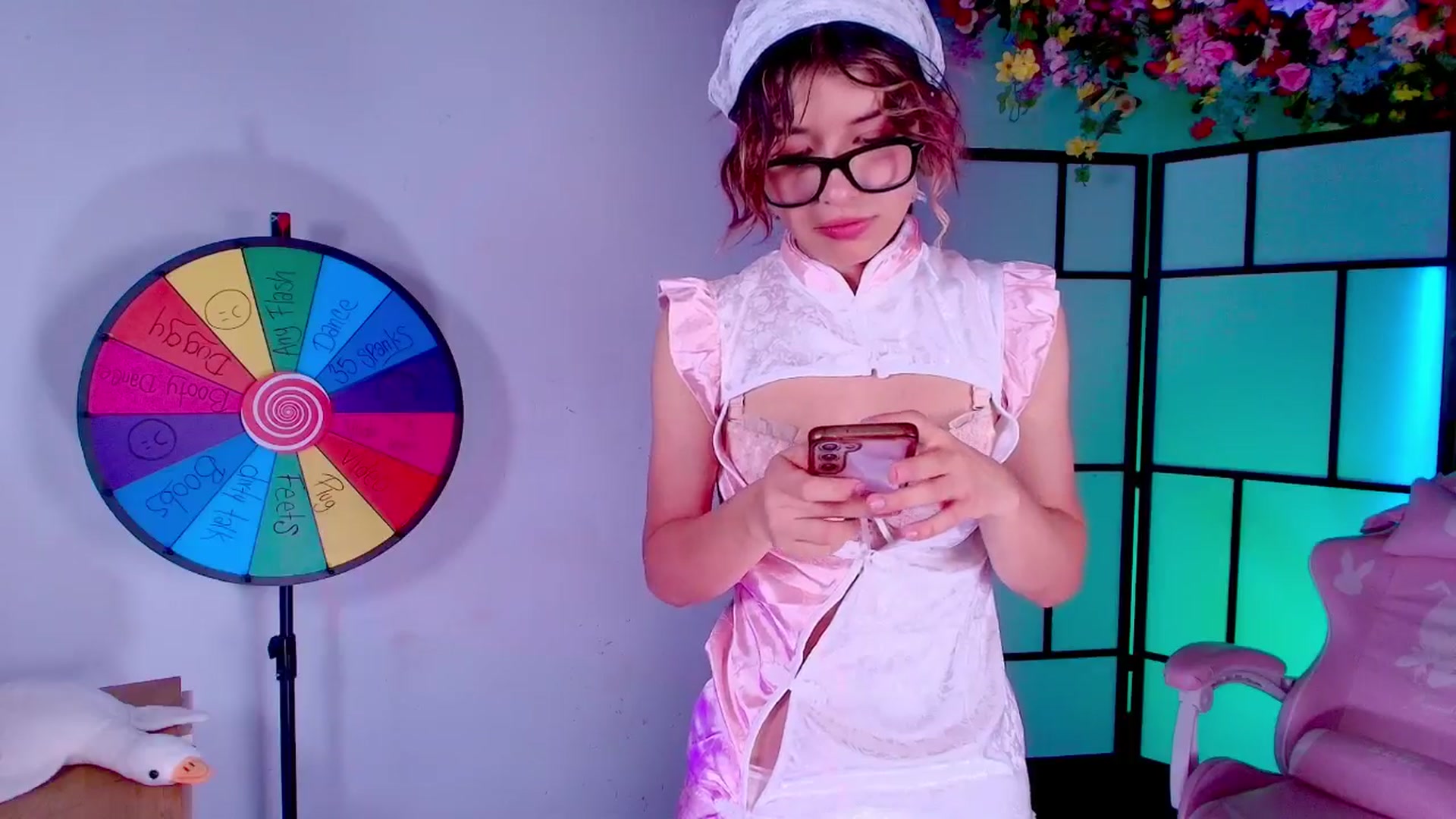 Gallery image thumbnail from Agostinha_Red's myfreecams stream on, 08/10/2025, 06:17 image 20 of 20