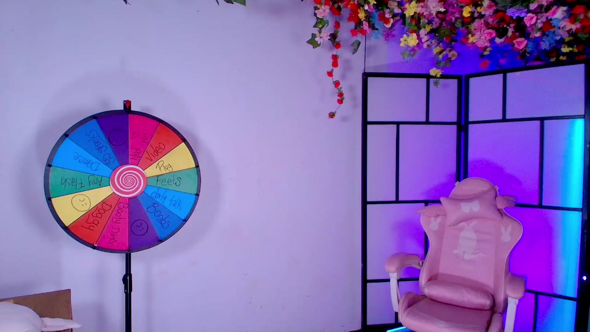 Gallery image thumbnail from Agostinha_Red's myfreecams stream on, 08/16/2025, 03:23 image 13 of 20