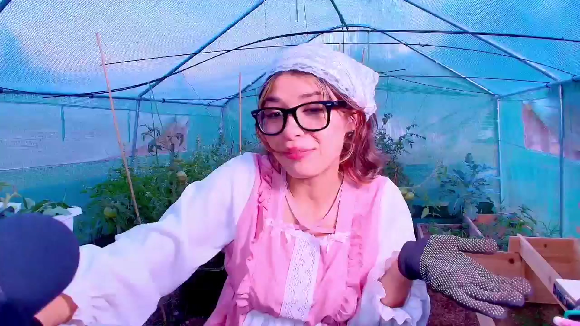 Gallery image thumbnail from Agostinha_Red's myfreecams stream on, 08/22/2025, 20:48 image 6 of 20
