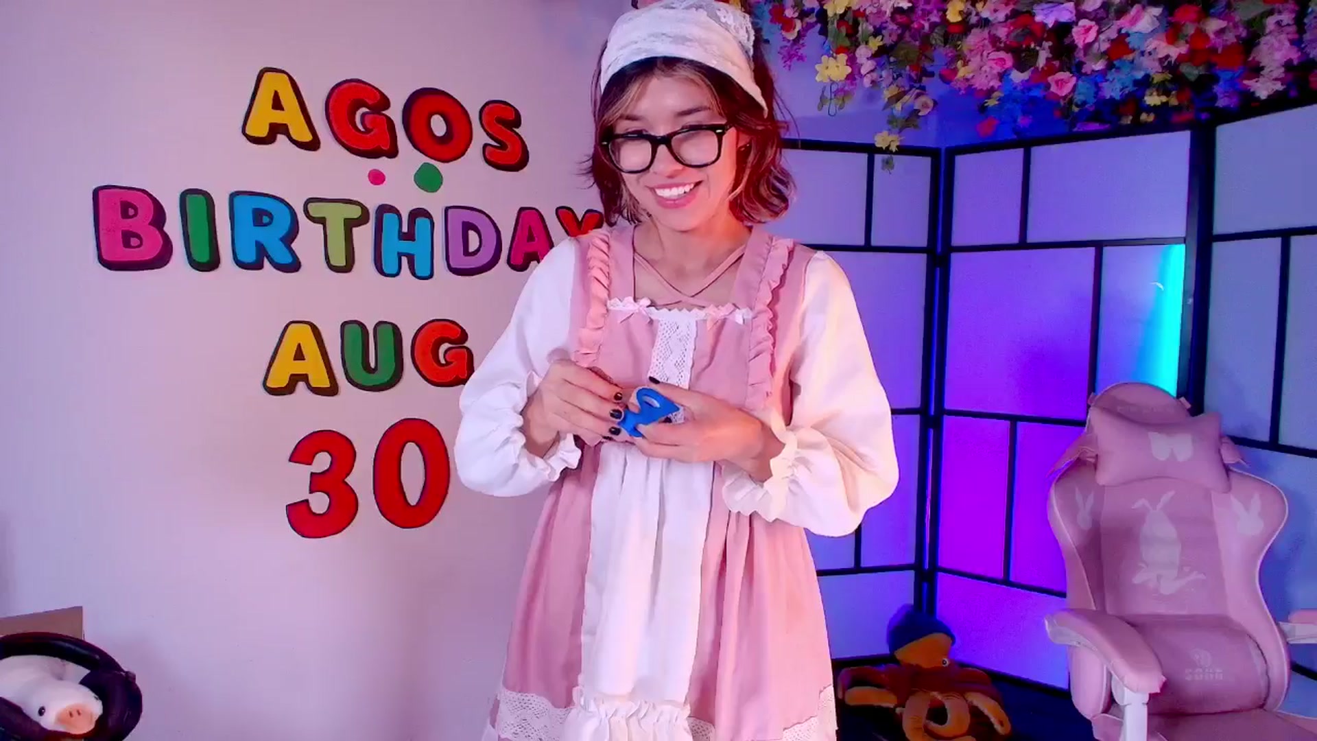 Gallery image thumbnail from Agostinha_Red's myfreecams stream on, 08/22/2025, 22:56 image 6 of 20