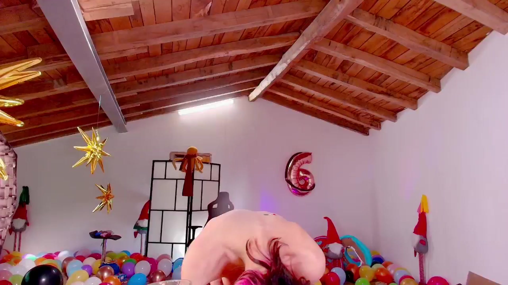 Gallery image thumbnail from Agostinha_Red's myfreecams stream on, 08/31/2025, 09:55 image 7 of 20