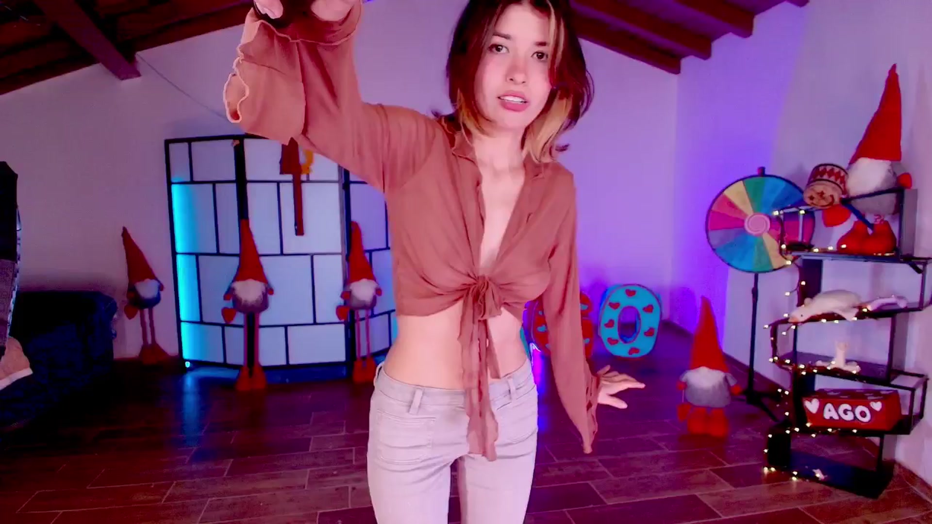 Gallery image thumbnail from Agostinha_Red's myfreecams stream on, 09/30/2025, 01:48 image 1 of 20