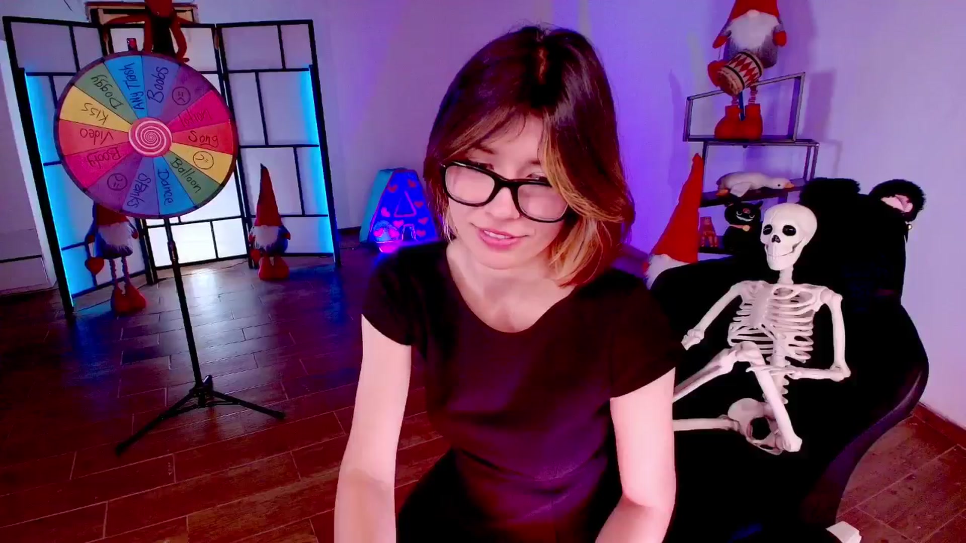 Gallery image thumbnail from Agostinha_Red's myfreecams stream on, 10/26/2025, 01:28 image 6 of 20