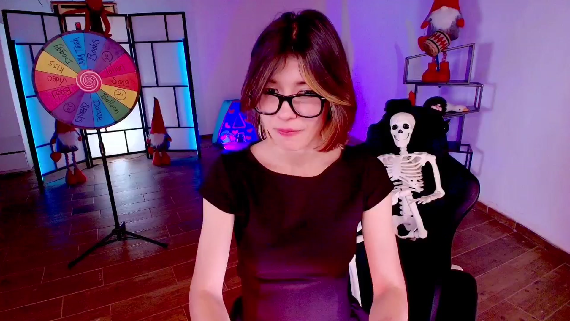 Gallery image thumbnail from Agostinha_Red's myfreecams stream on, 10/26/2025, 01:28 image 3 of 20