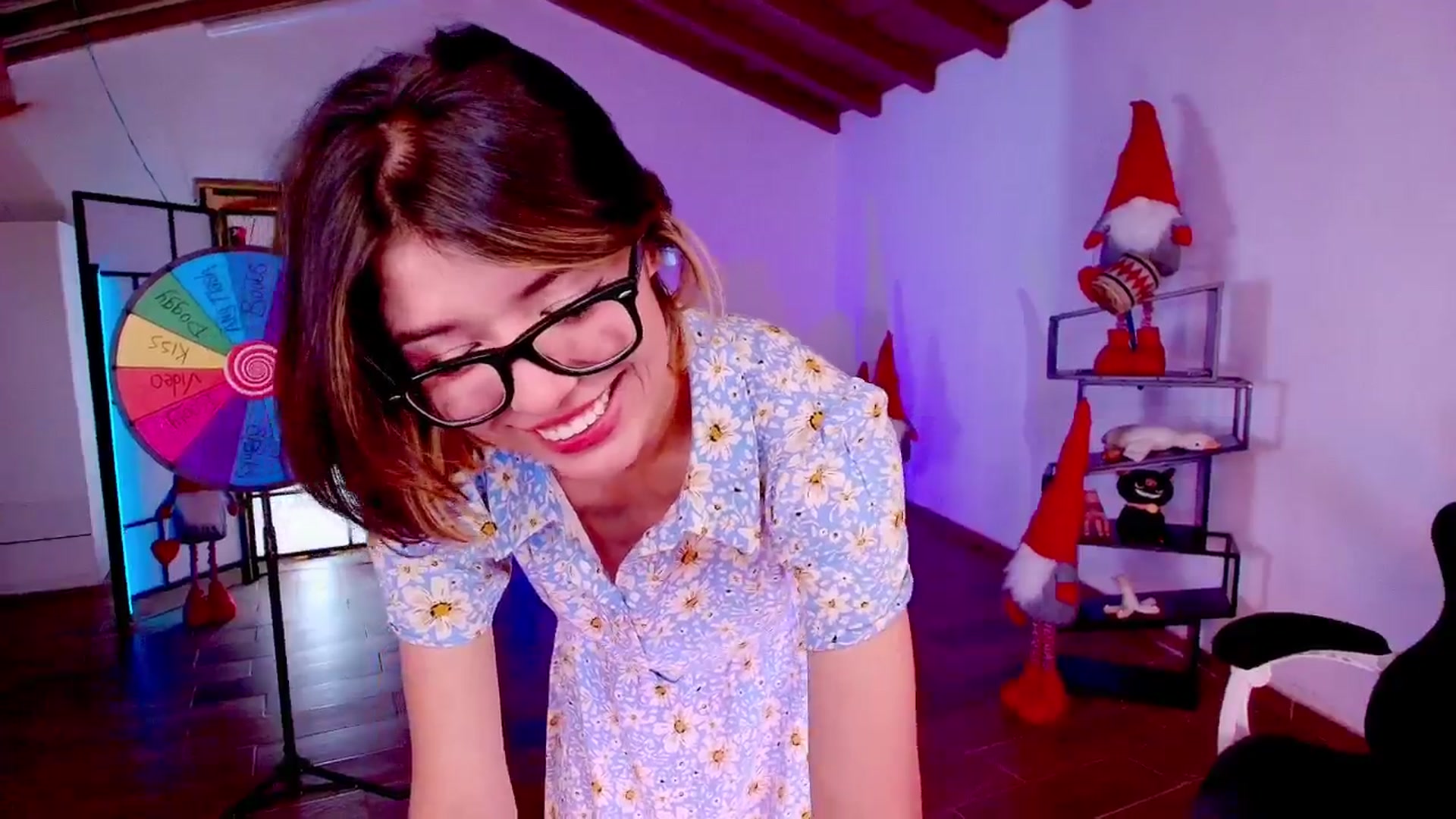 Gallery image thumbnail from Agostinha_Red's myfreecams stream on, 10/29/2025, 22:59 image 19 of 20