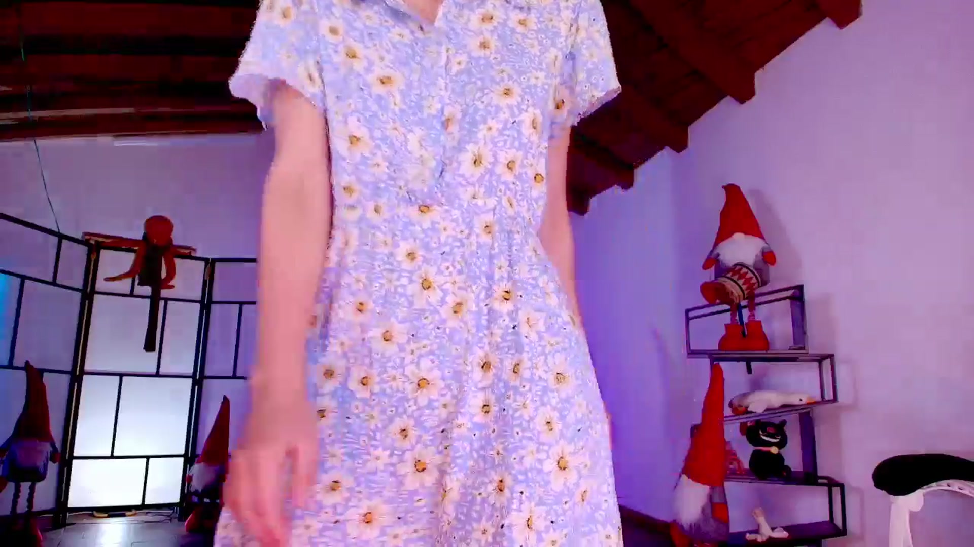 Gallery image thumbnail from Agostinha_Red's myfreecams stream on, 10/29/2025, 22:59 image 18 of 20