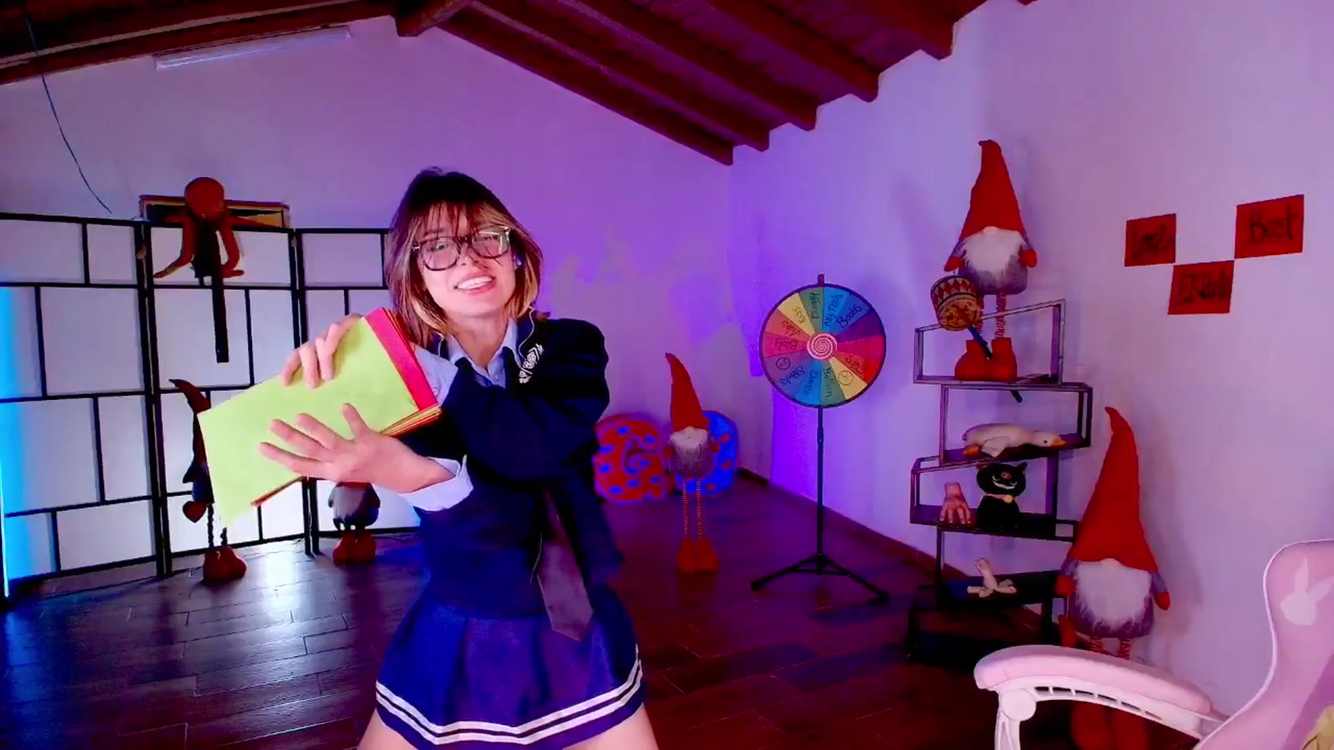 Gallery image thumbnail from Agostinha_Red's myfreecams stream on, 11/11/2025, 20:48 image 2 of 20