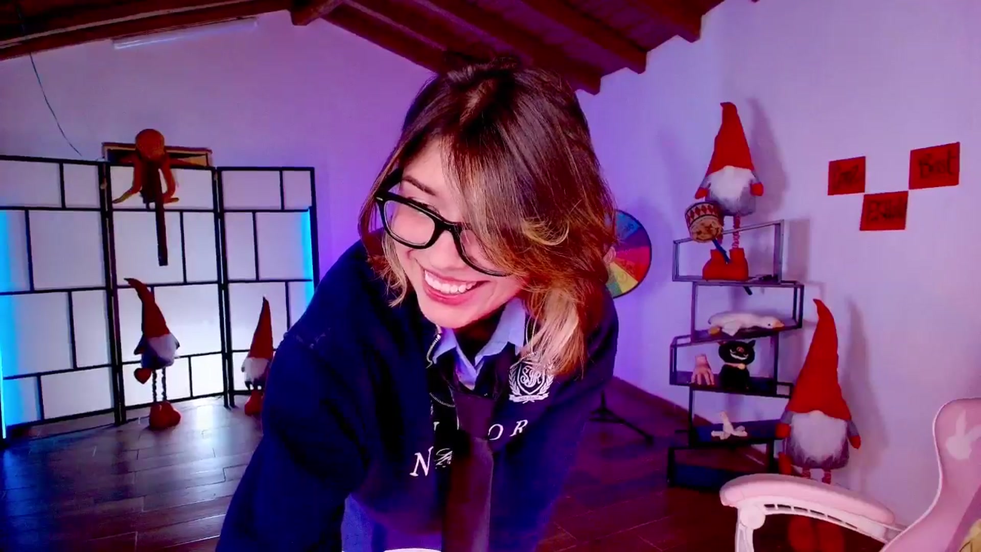 Gallery image thumbnail from Agostinha_Red's myfreecams stream on, 11/11/2025, 20:48 image 3 of 20