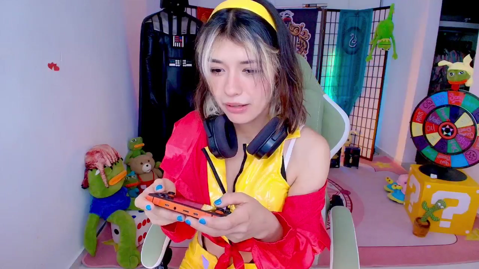 Gallery image thumbnail from Agostinha_Red's myfreecams stream on, 01/27/2026, 02:53 image 10 of 20