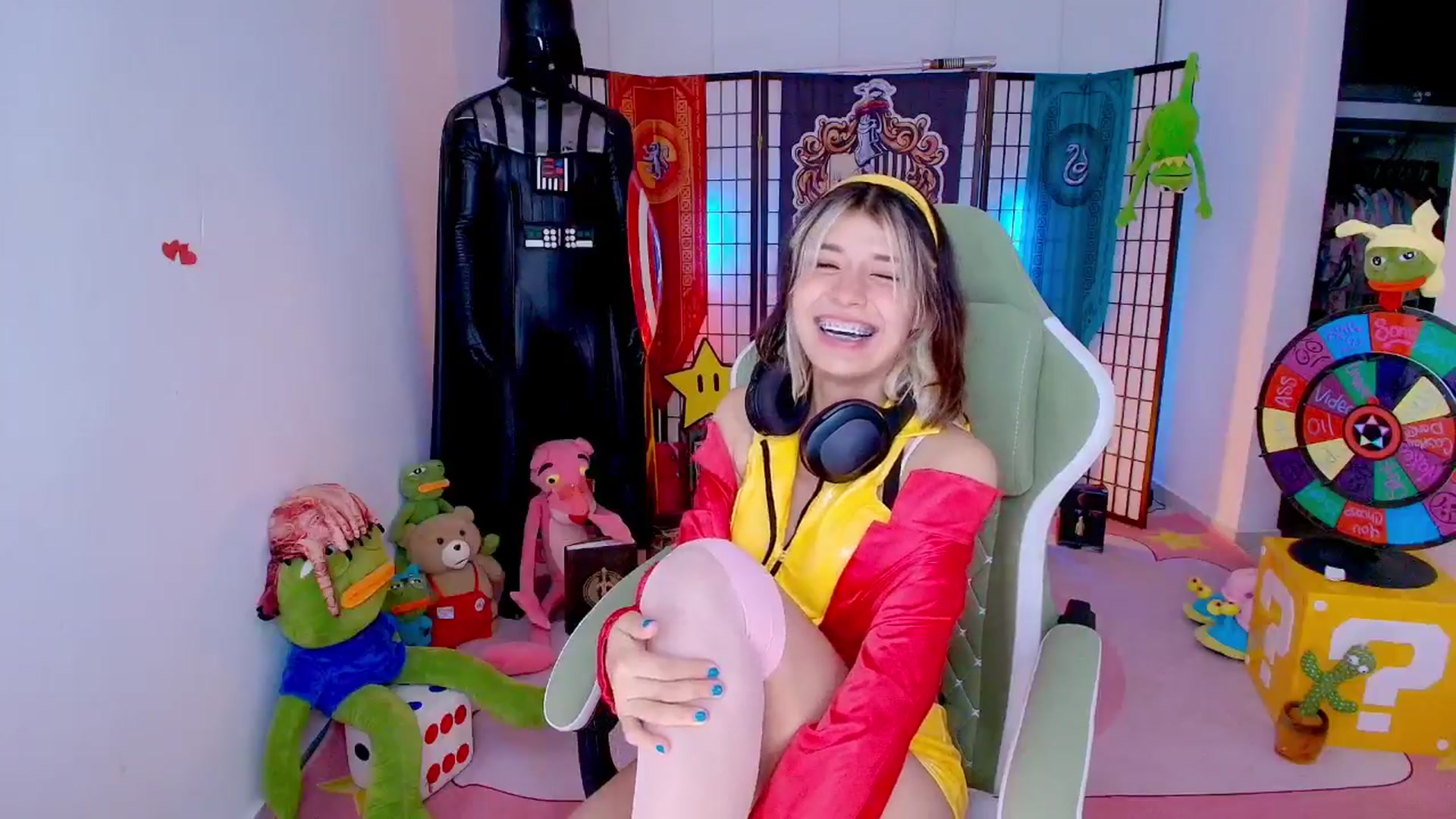 Gallery image thumbnail from Agostinha_Red's myfreecams stream on, 01/27/2026, 02:53 image 12 of 20