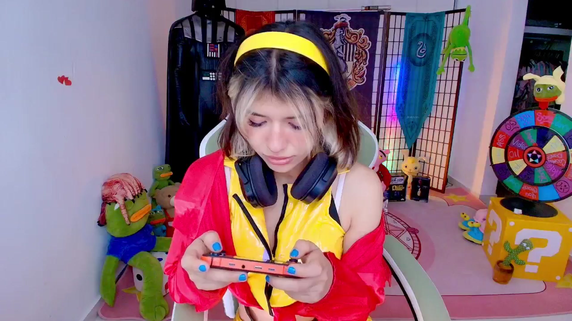 Gallery image thumbnail from Agostinha_Red's myfreecams stream on, 01/27/2026, 02:53 image 8 of 20