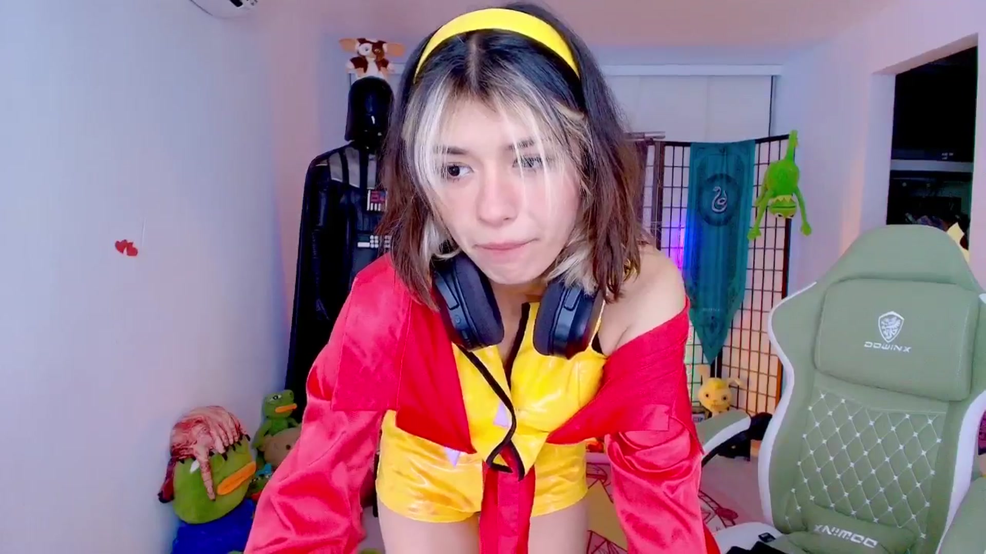 Gallery image thumbnail from Agostinha_Red's myfreecams stream on, 01/27/2026, 02:53 image 2 of 20