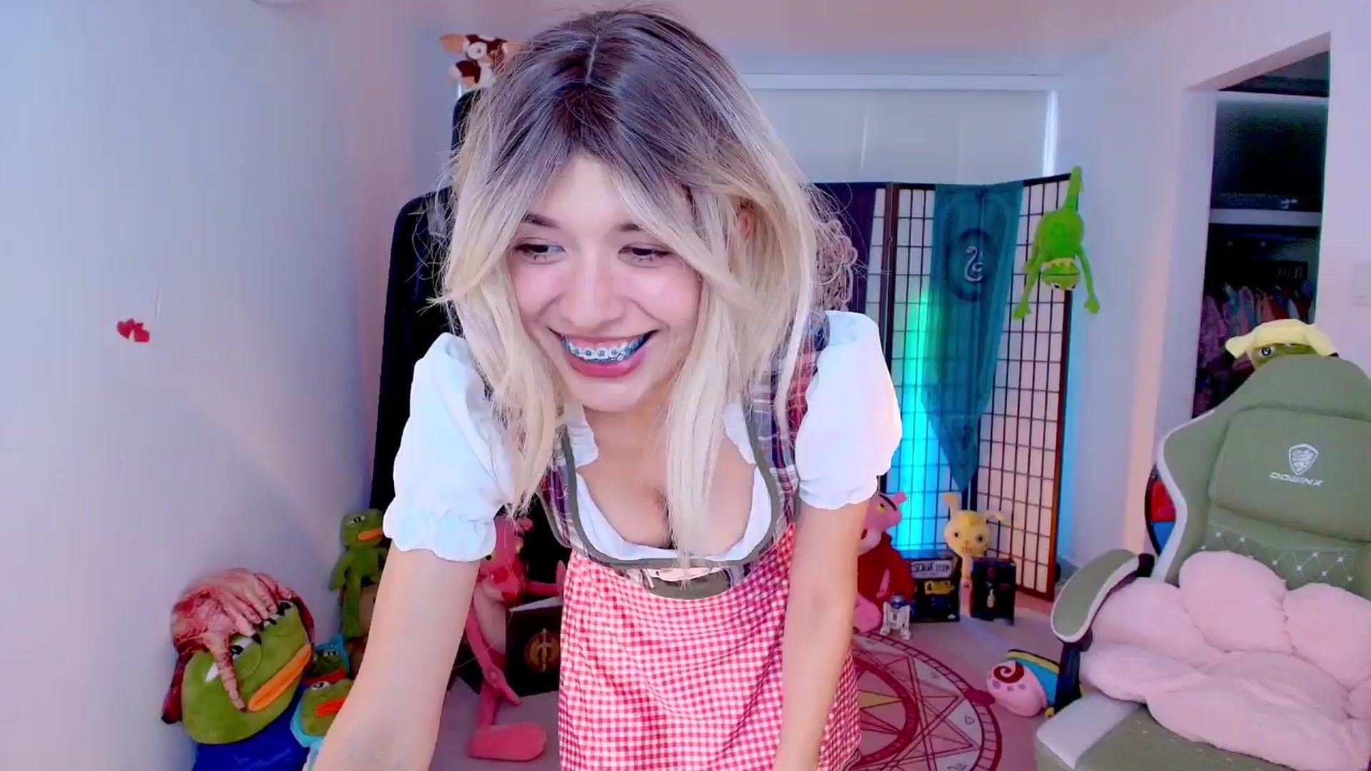 Gallery image thumbnail from Agostinha_Red's myfreecams stream on, 01/30/2026, 23:31 image 1 of 20