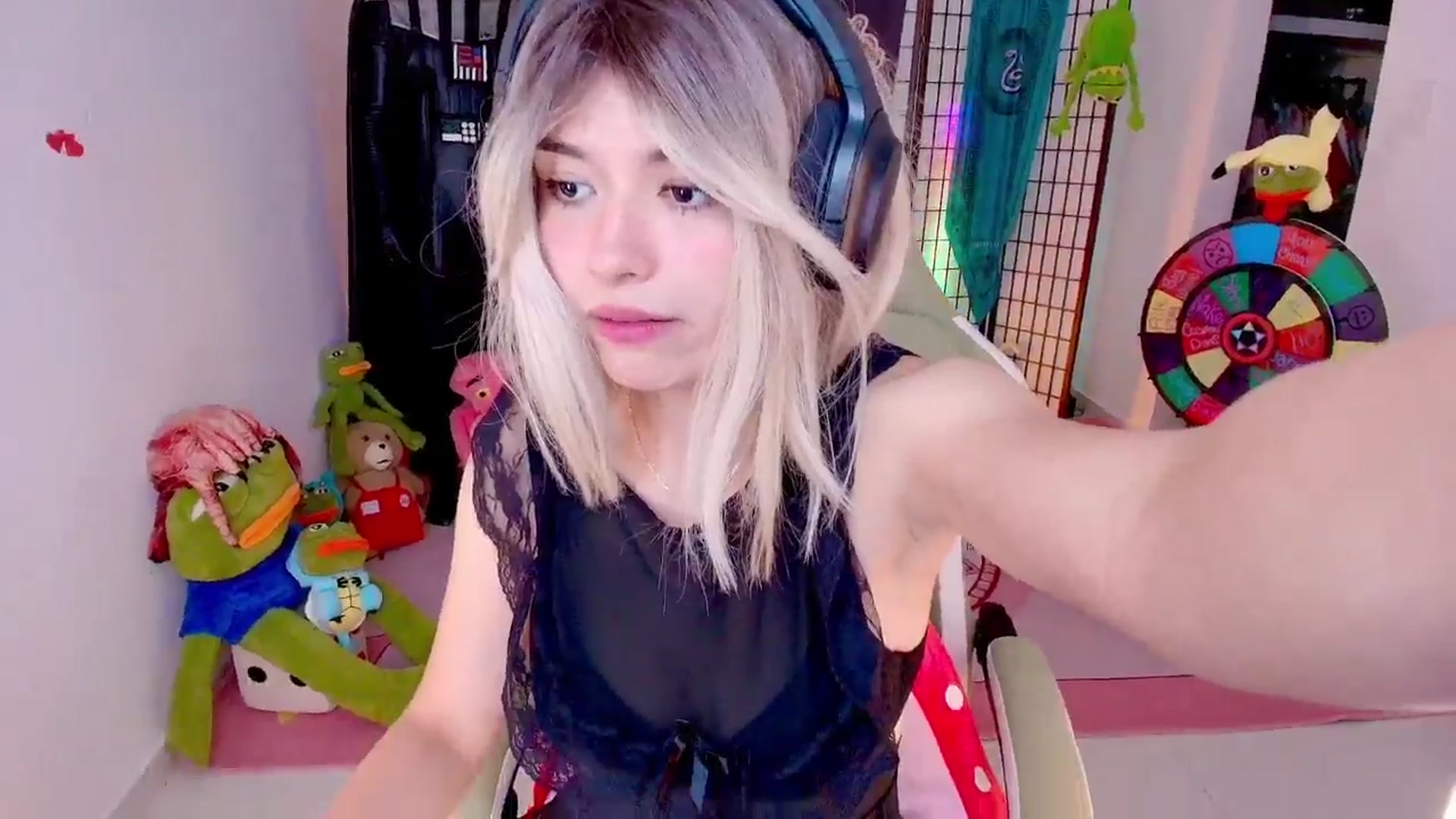 Gallery image thumbnail from Agostinha_Red's myfreecams stream on, 02/01/2026, 24:14 image 20 of 20