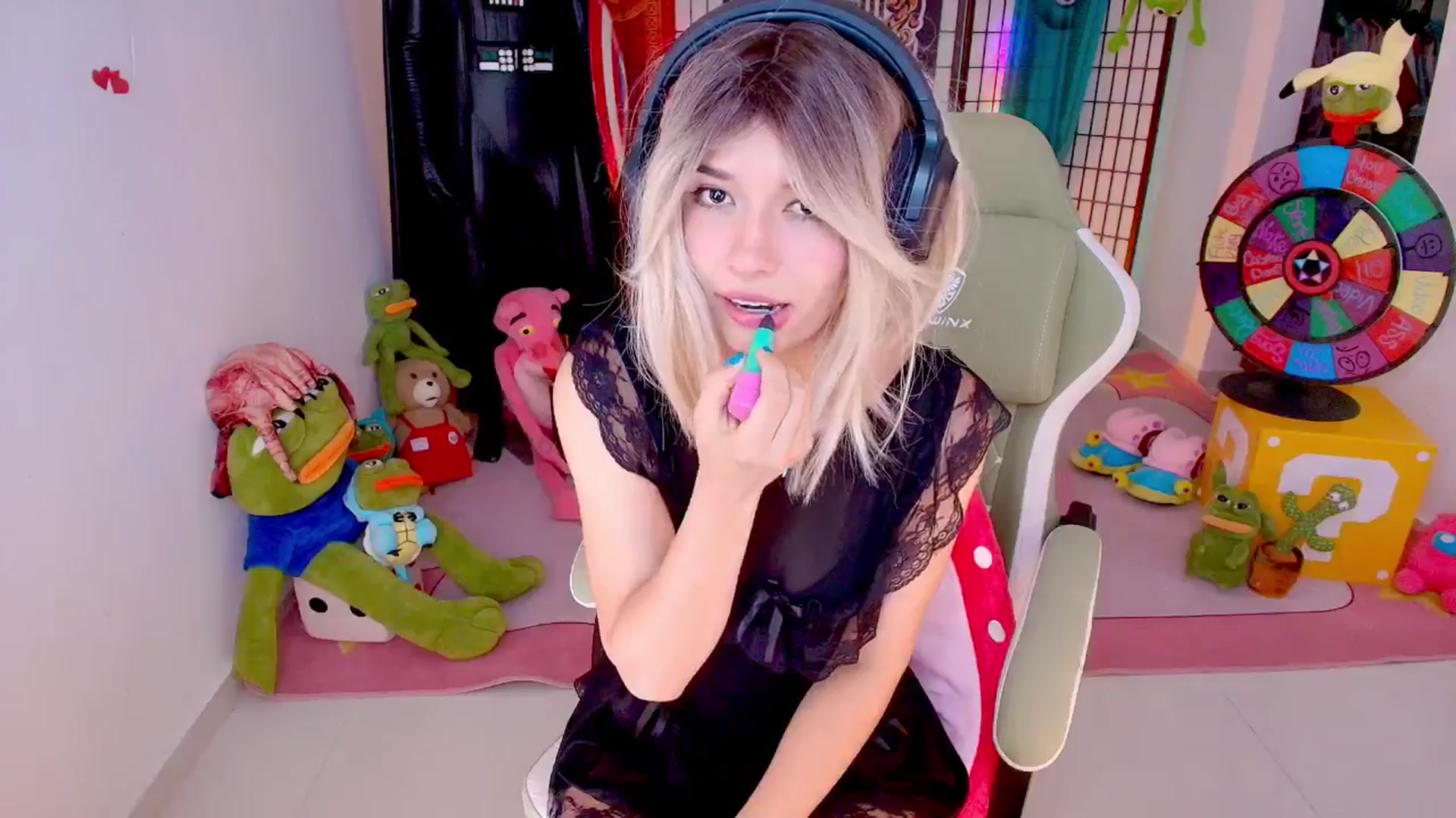 Gallery image thumbnail from Agostinha_Red's myfreecams stream on, 02/01/2026, 01:42 image 7 of 20