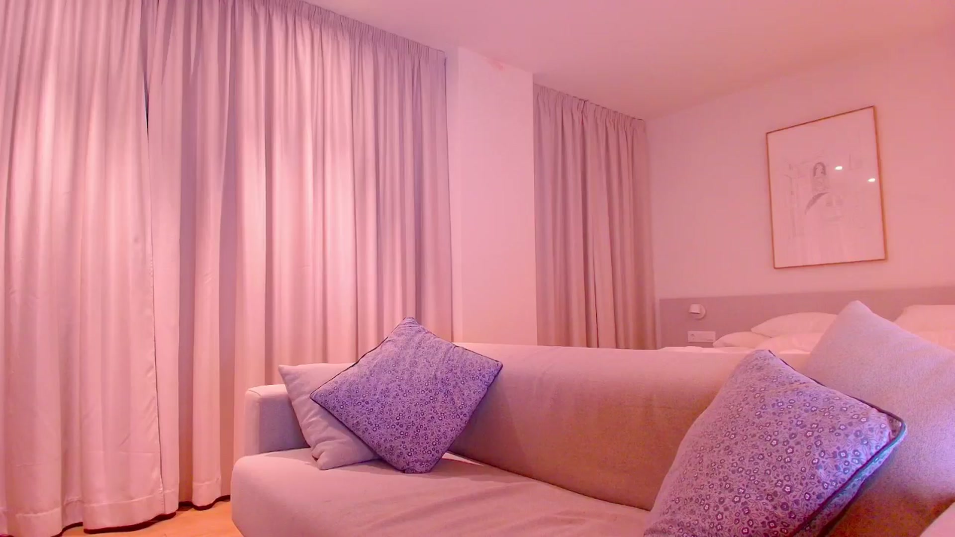 Gallery image thumbnail from Agostinha_Red's myfreecams stream on, 03/17/2026, 03:25 image 15 of 20