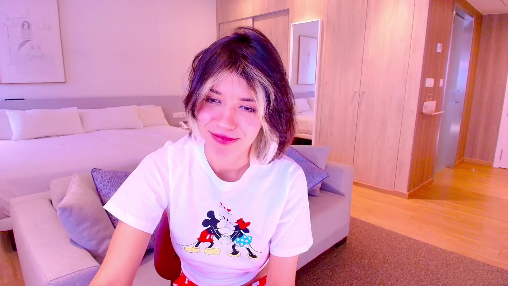 Gallery image thumbnail from Agostinha_Red's myfreecams stream on, 03/24/2026, 10:31 image 5 of 20