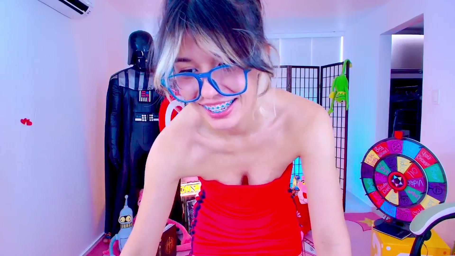 Gallery image thumbnail from Agostinha_Red's myfreecams stream on, 04/07/2026, 17:23 image 17 of 20