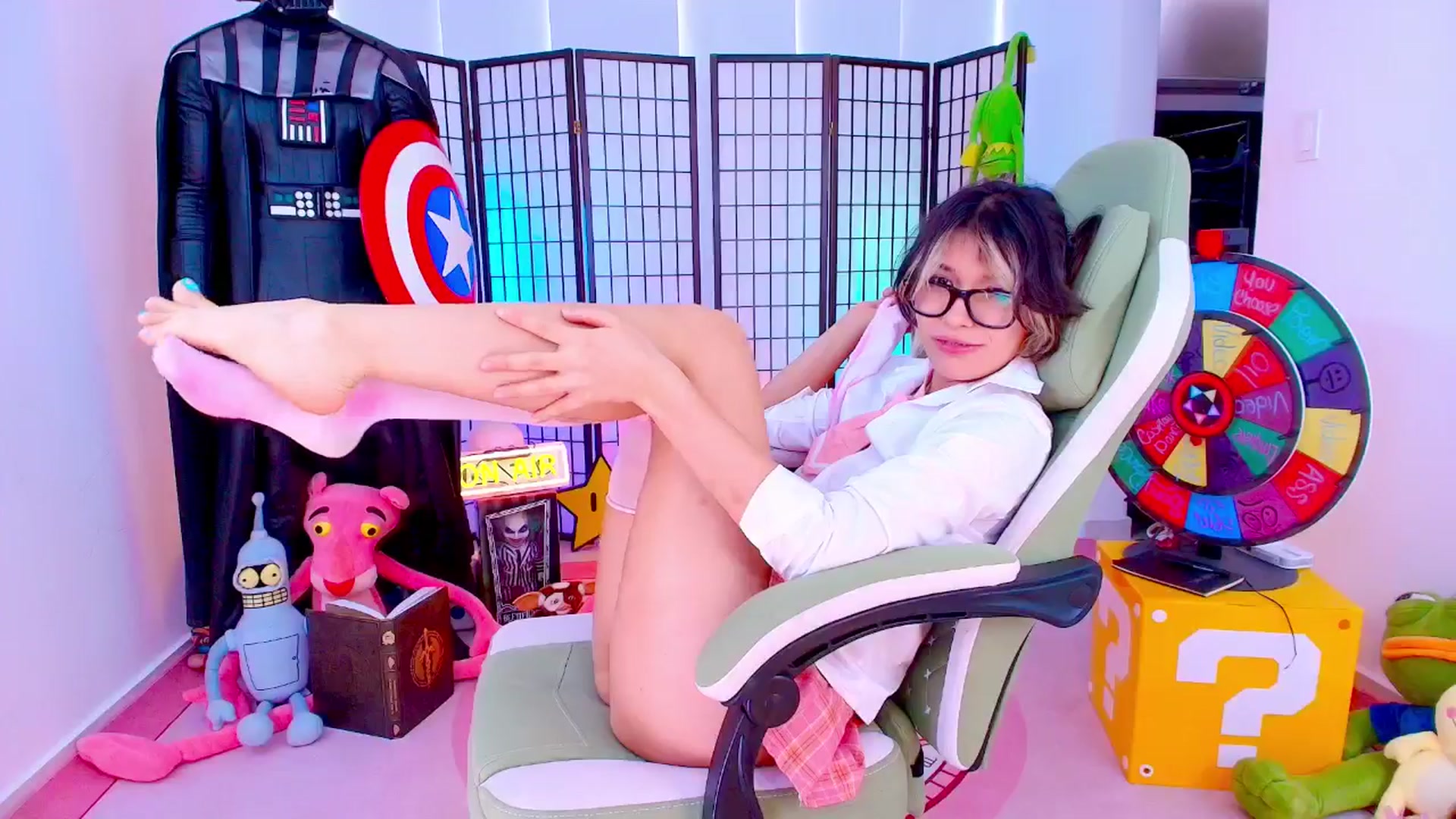 Gallery image thumbnail from Agostinha_Red's myfreecams stream on, 04/08/2026, 17:28 image 9 of 20