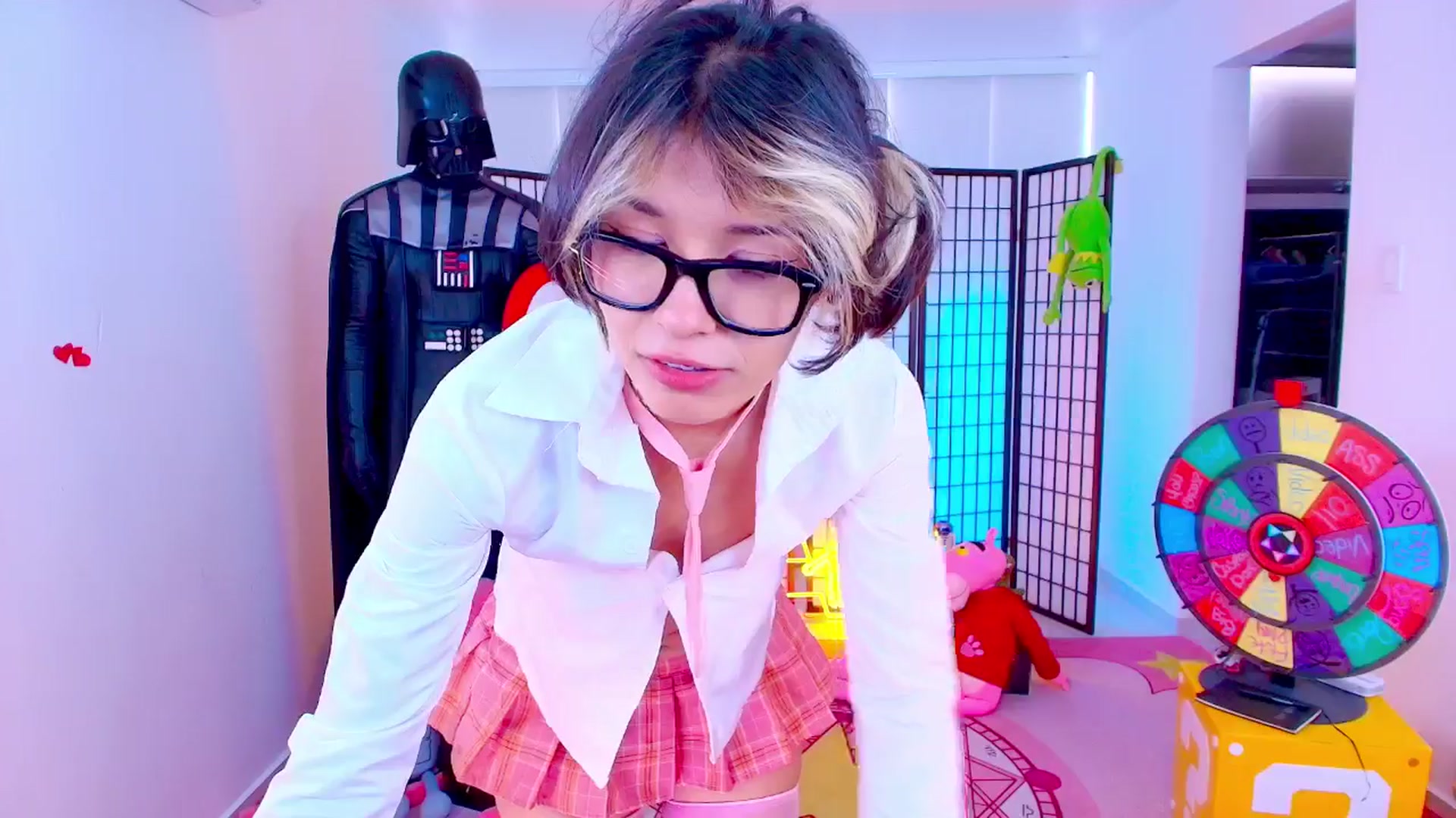 Gallery image thumbnail from Agostinha_Red's myfreecams stream on, 04/08/2026, 17:28 image 17 of 20