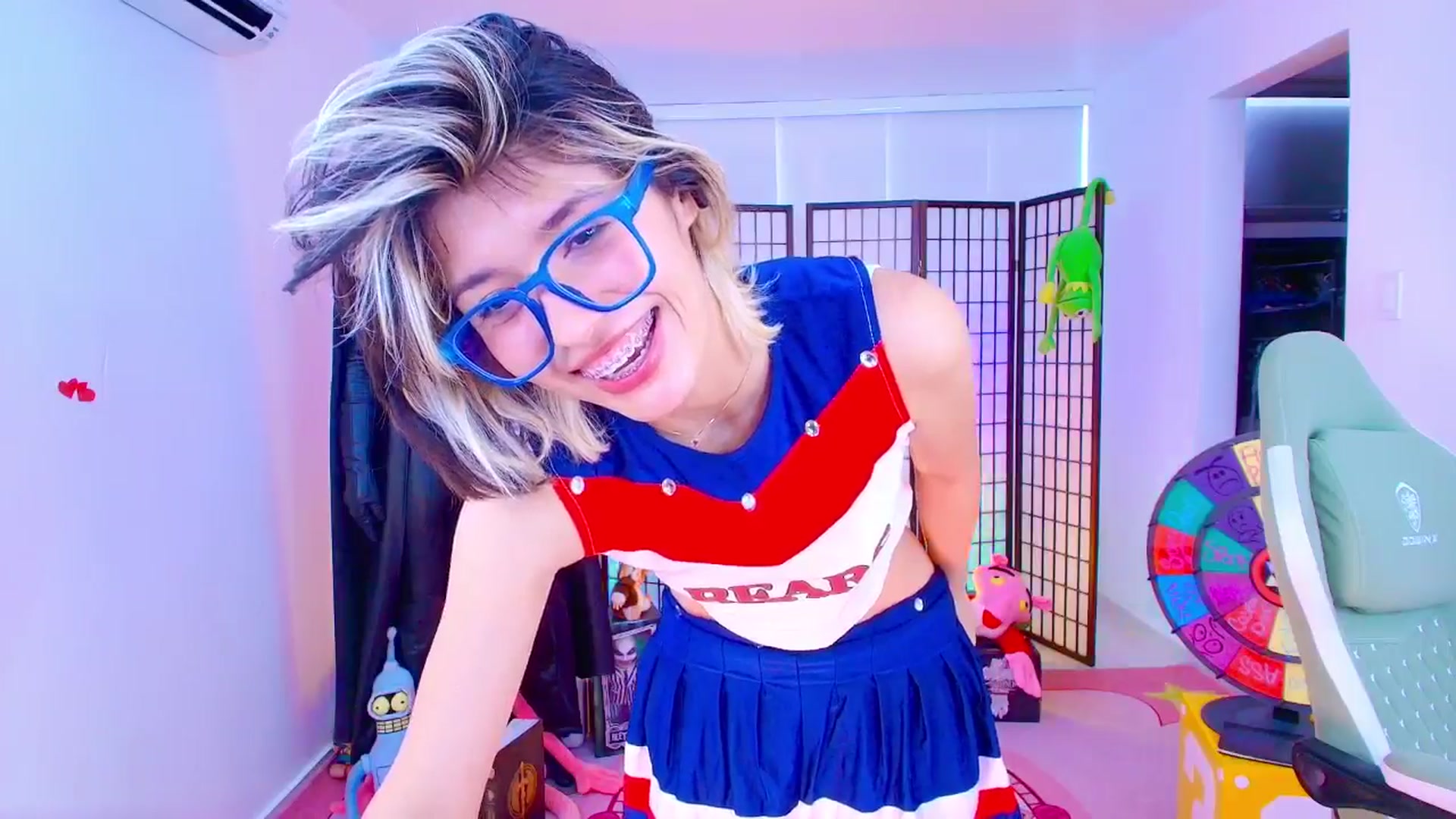 Gallery image thumbnail from Agostinha_Red's myfreecams stream on, 04/12/2026, 19:58 image 19 of 20