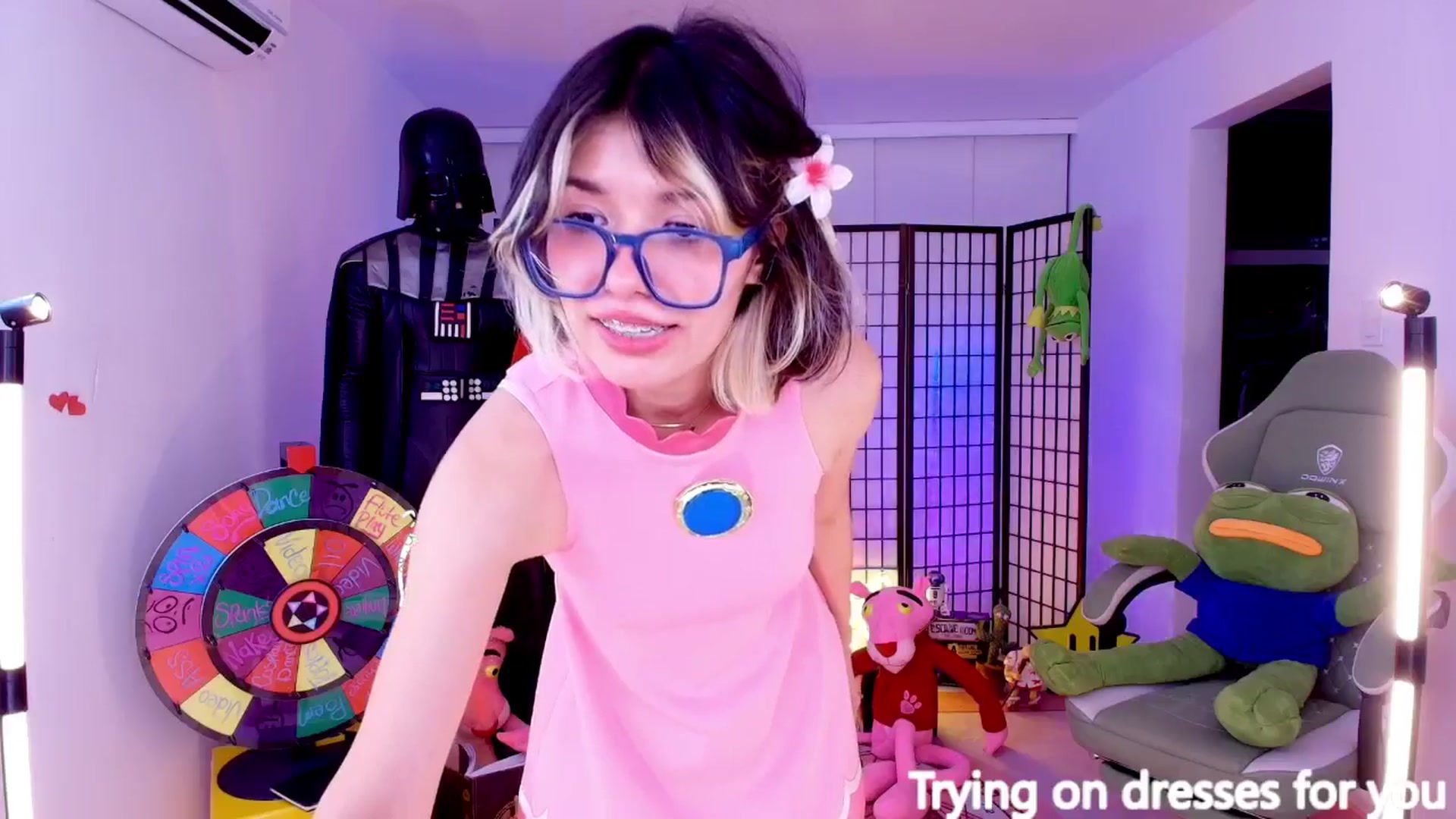 Gallery image thumbnail from Agostinha_Red's myfreecams stream on, 04/14/2026, 01:28 image 3 of 20