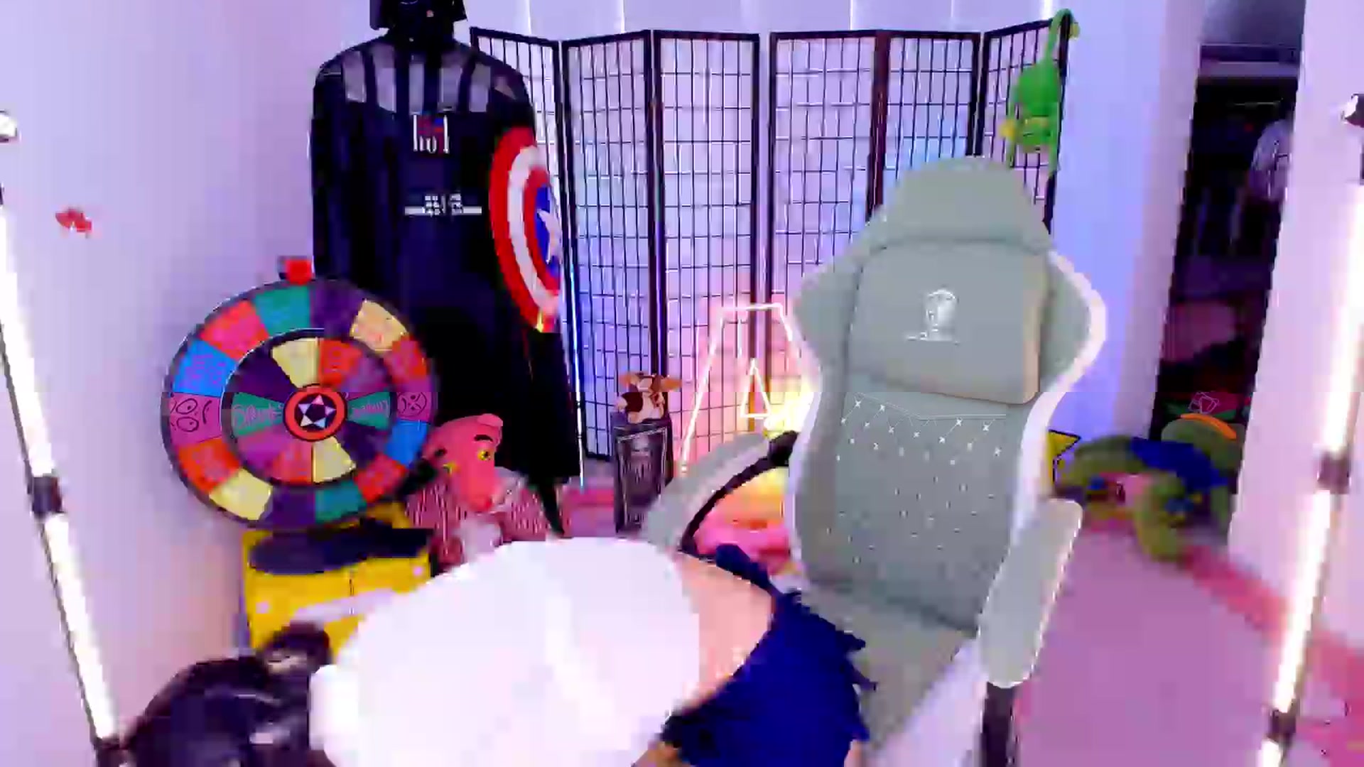 Gallery image thumbnail from Agostinha_Red's myfreecams stream on, 04/16/2026, 15:47 image 11 of 20