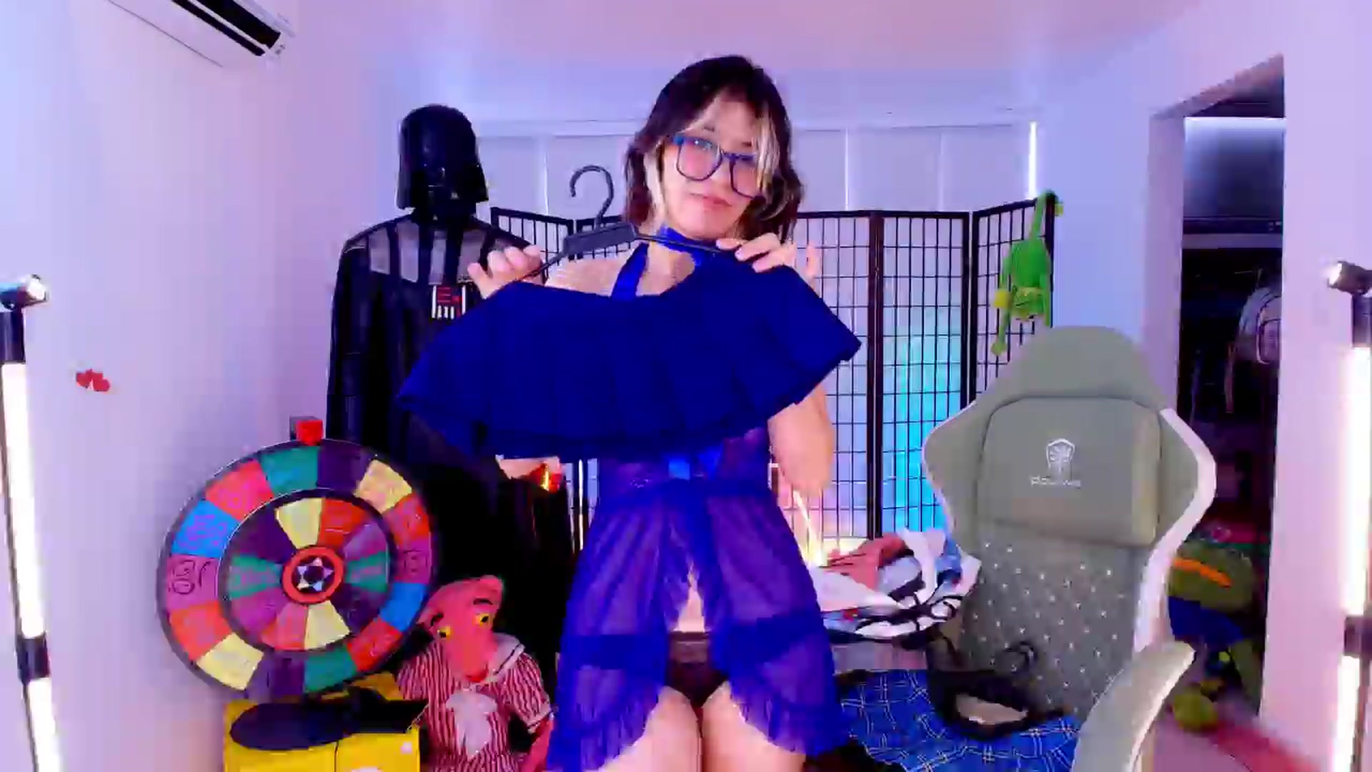 Gallery image thumbnail from Agostinha_Red's myfreecams stream on, 04/16/2026, 15:47 image 8 of 20
