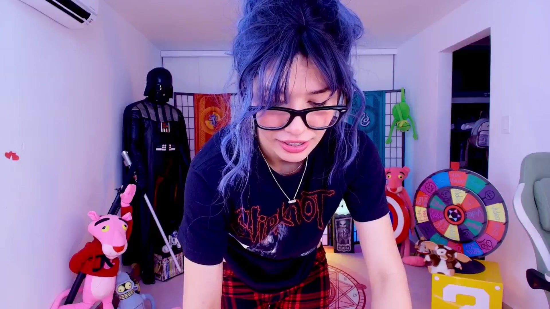 Gallery image thumbnail from Agostinha_Red's myfreecams stream on, 04/18/2026, 05:49 image 13 of 20