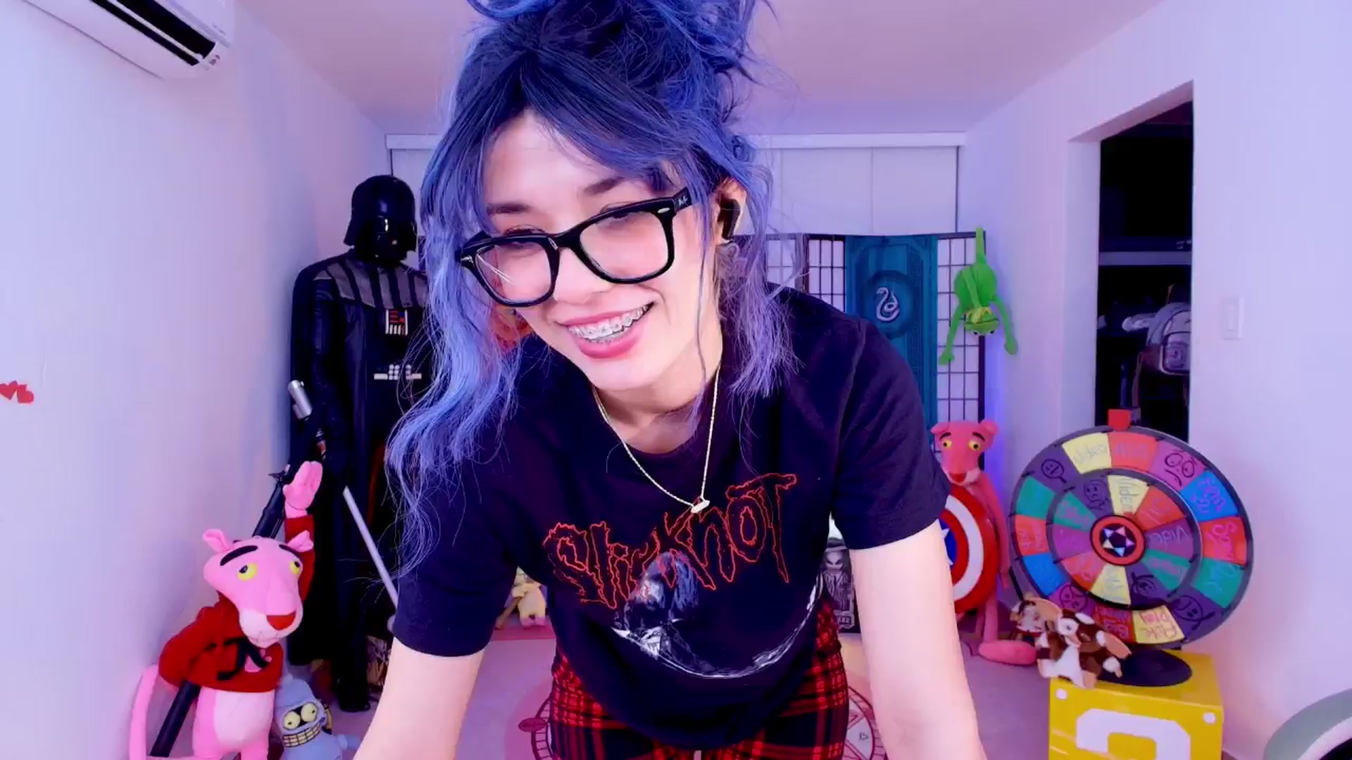 Gallery image thumbnail from Agostinha_Red's myfreecams stream on, 04/18/2026, 05:49 image 1 of 20