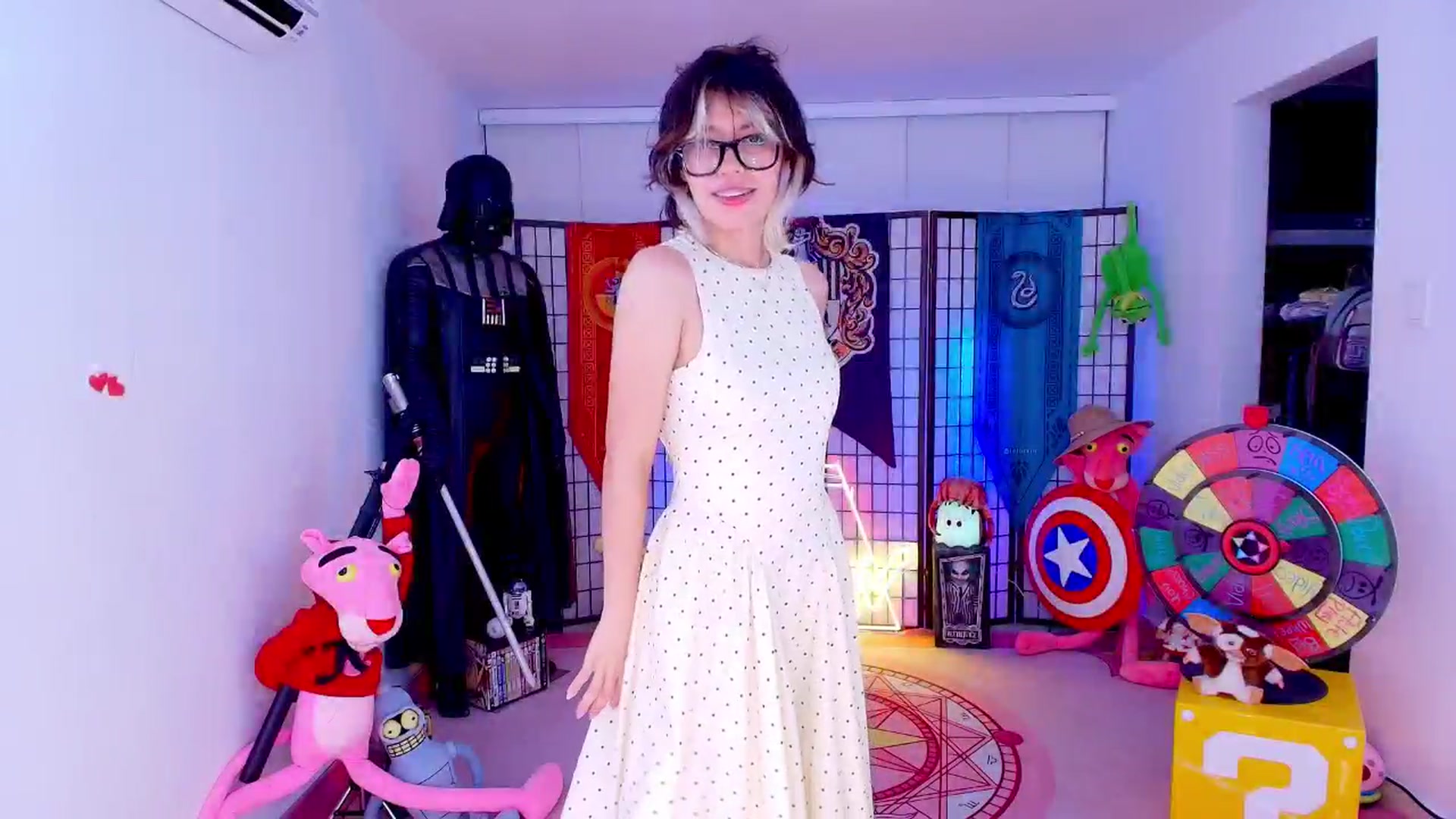 Gallery image thumbnail from Agostinha_Red's myfreecams stream on, 04/21/2026, 05:55 image 8 of 20