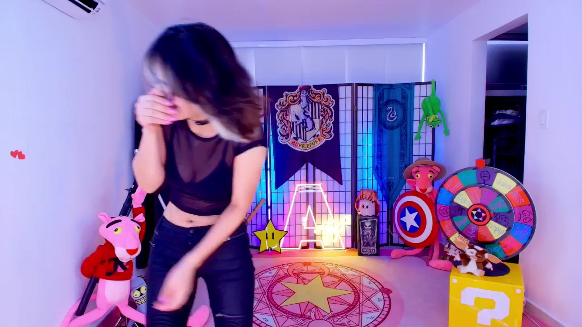 Gallery image thumbnail from Agostinha_Red's myfreecams stream on, 04/25/2026, 21:42 image 4 of 20