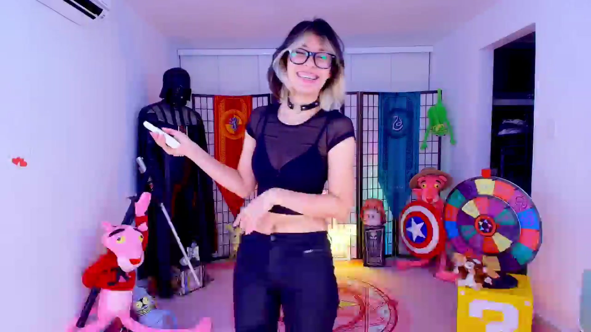 Gallery image thumbnail from Agostinha_Red's myfreecams stream on, 04/26/2026, 24:02 image 9 of 20