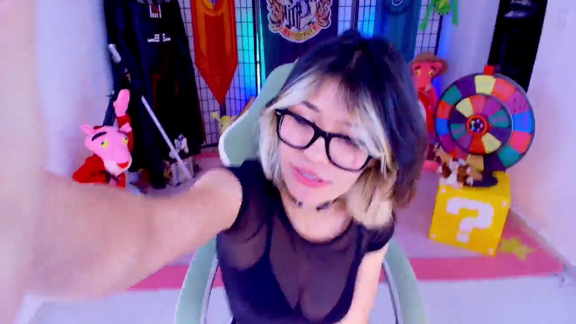 Gallery image thumbnail from Agostinha_Red's myfreecams stream on, 04/26/2026, 24:38 image 12 of 20