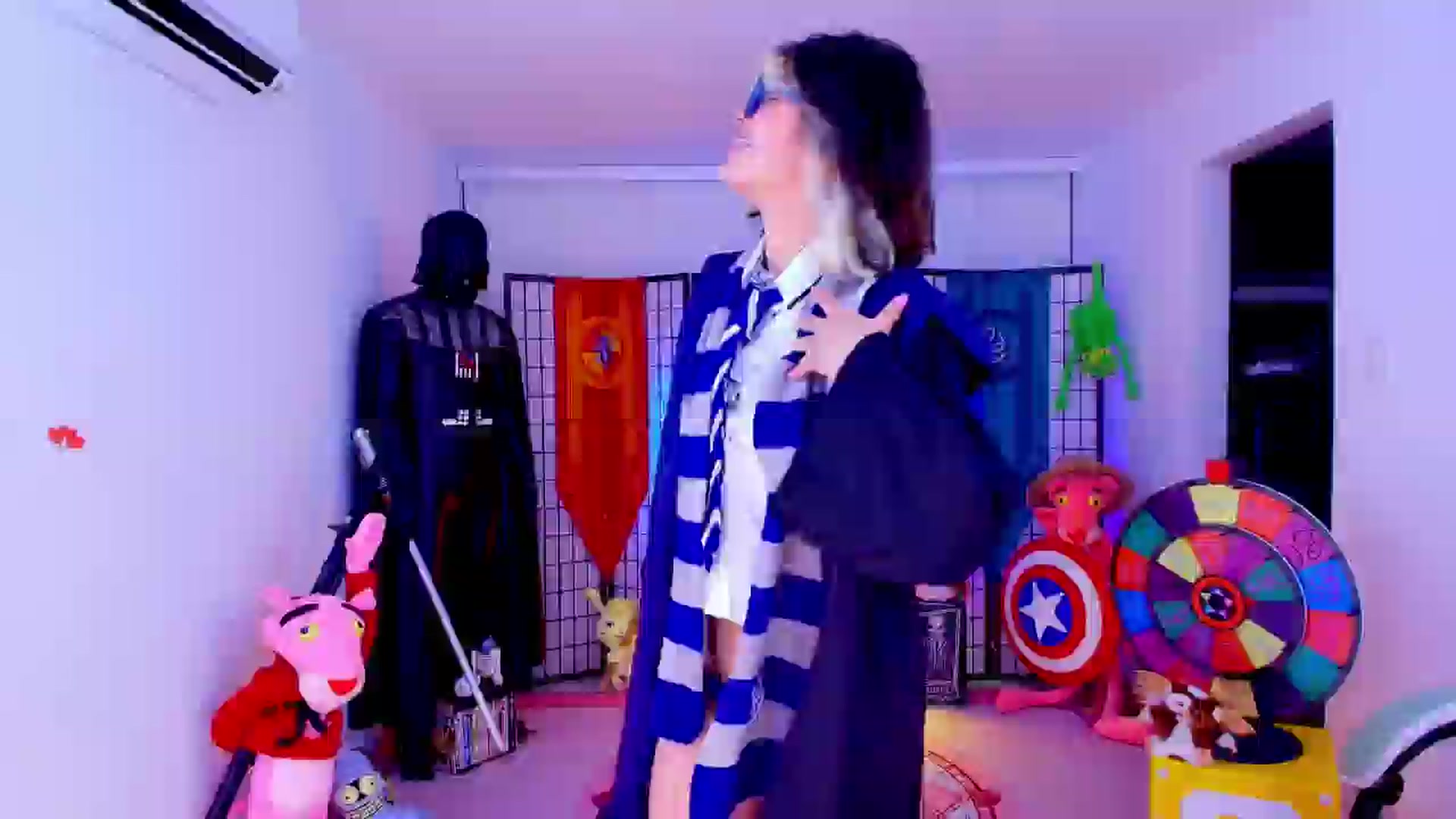 Gallery image thumbnail from Agostinha_Red's myfreecams stream on, 04/27/2026, 04:59 image 5 of 20