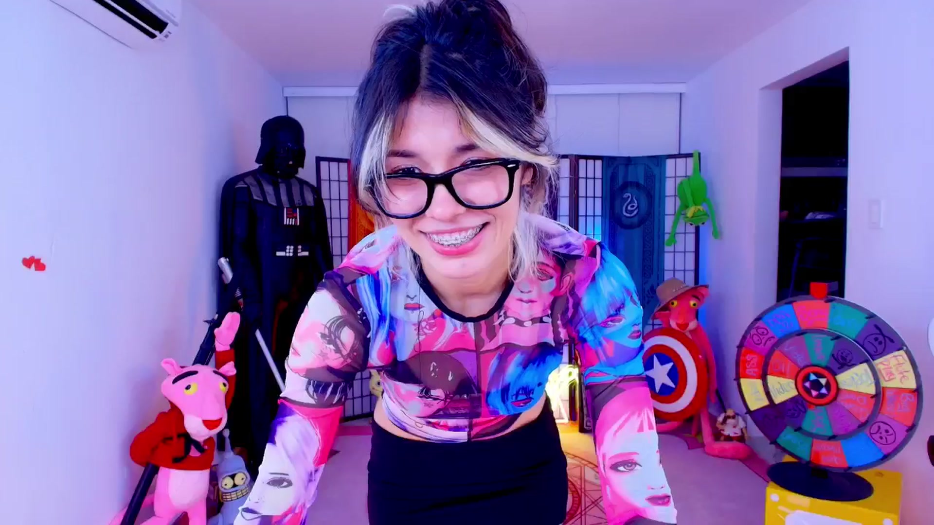 Gallery image thumbnail from Agostinha_Red's myfreecams stream on, 05/02/2026, 03:53 image 6 of 20