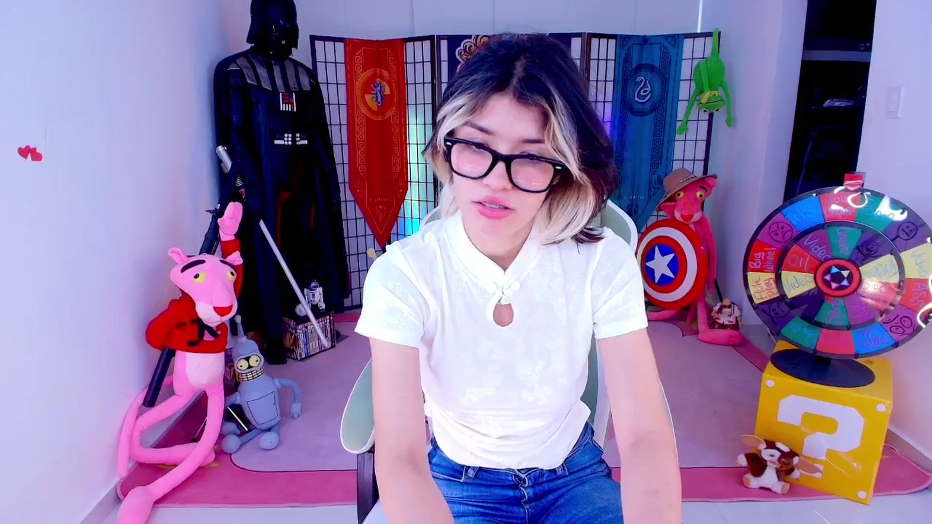 Gallery image thumbnail from Agostinha_Red's myfreecams stream on, 05/03/2026, 22:19 image 14 of 20