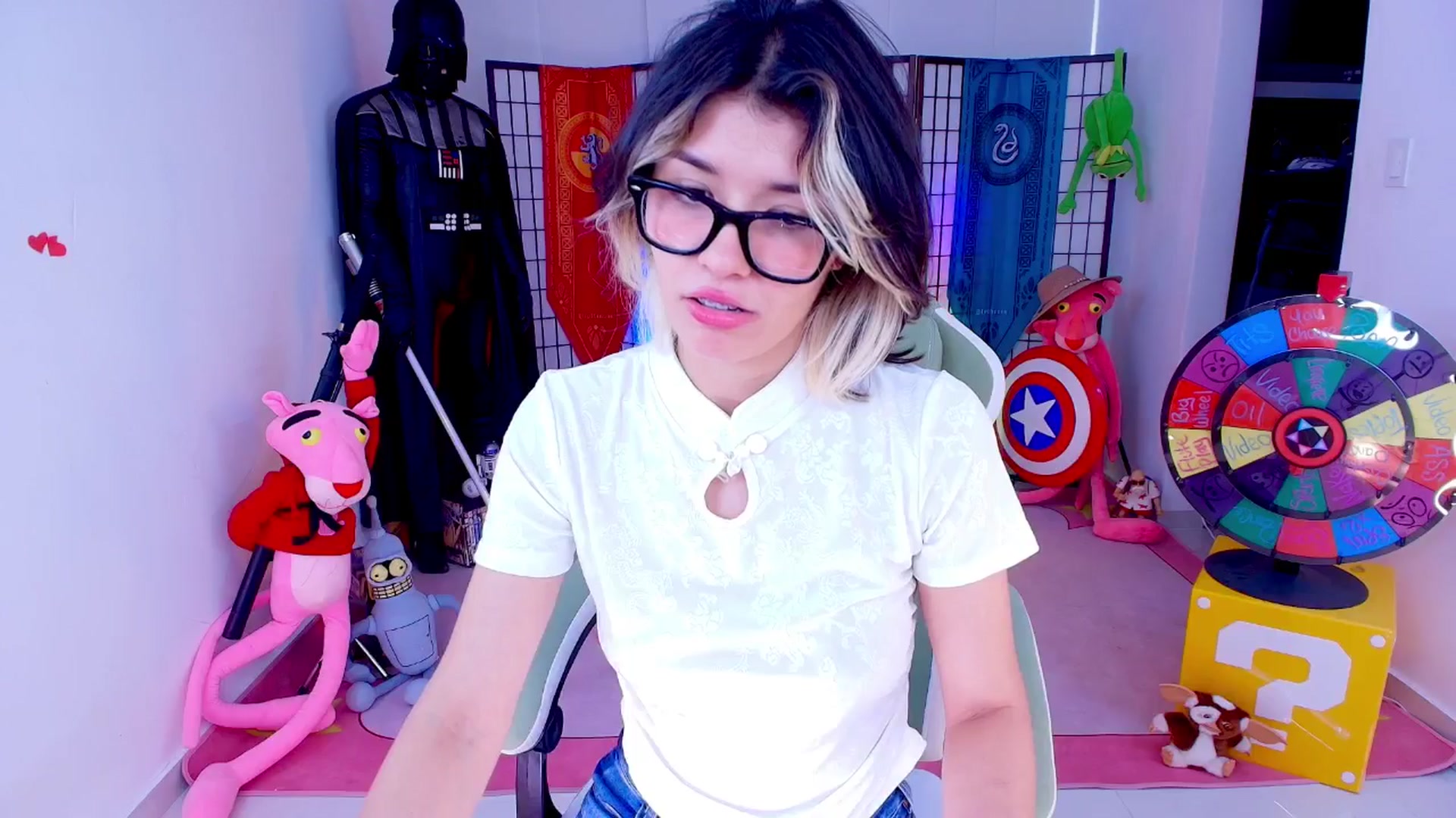 Gallery image thumbnail from Agostinha_Red's myfreecams stream on, 05/03/2026, 22:19 image 4 of 20