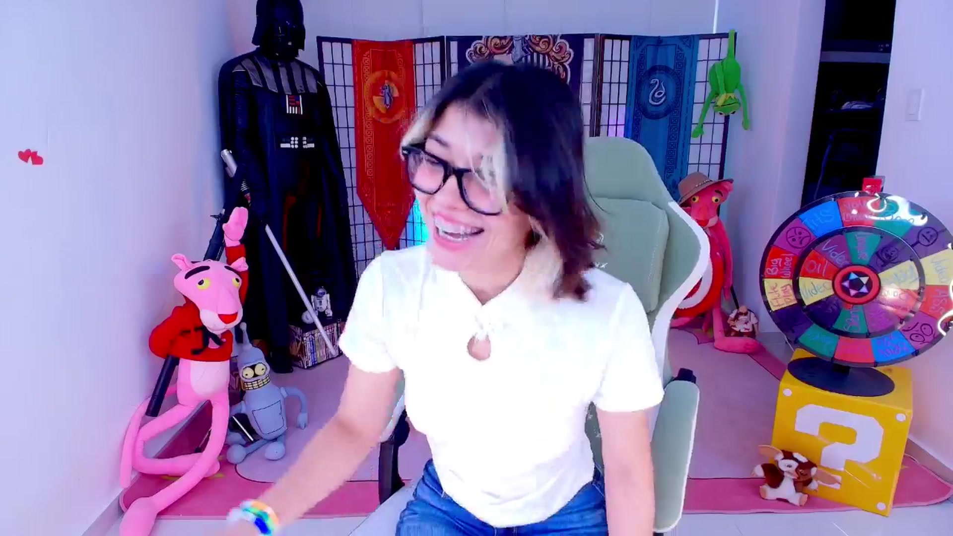 Gallery image thumbnail from Agostinha_Red's myfreecams stream on, 05/03/2026, 22:19 image 17 of 20