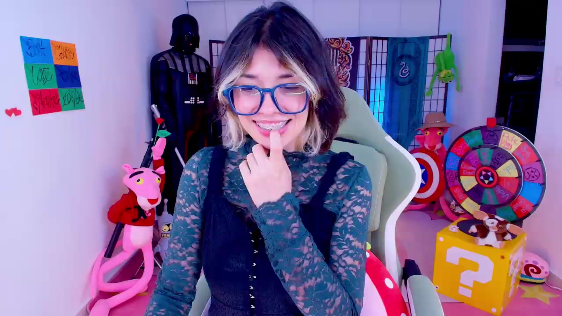 Gallery image thumbnail from Agostinha_Red's myfreecams stream on, 05/13/2026, 08:56 image 12 of 20