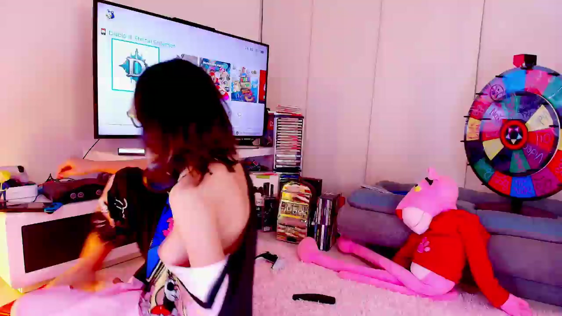 Gallery image thumbnail from Agostinha_Red's myfreecams stream on, 05/17/2026, 02:39 image 12 of 20