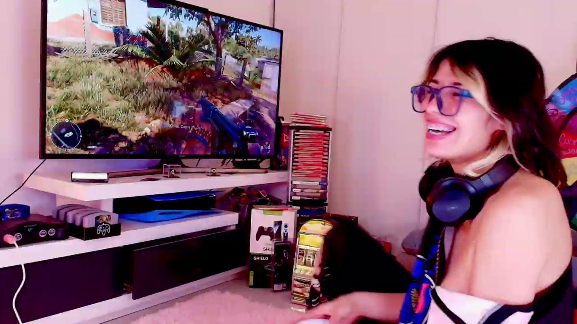Gallery image thumbnail from Agostinha_Red's myfreecams stream on, 05/17/2026, 05:09 image 15 of 20