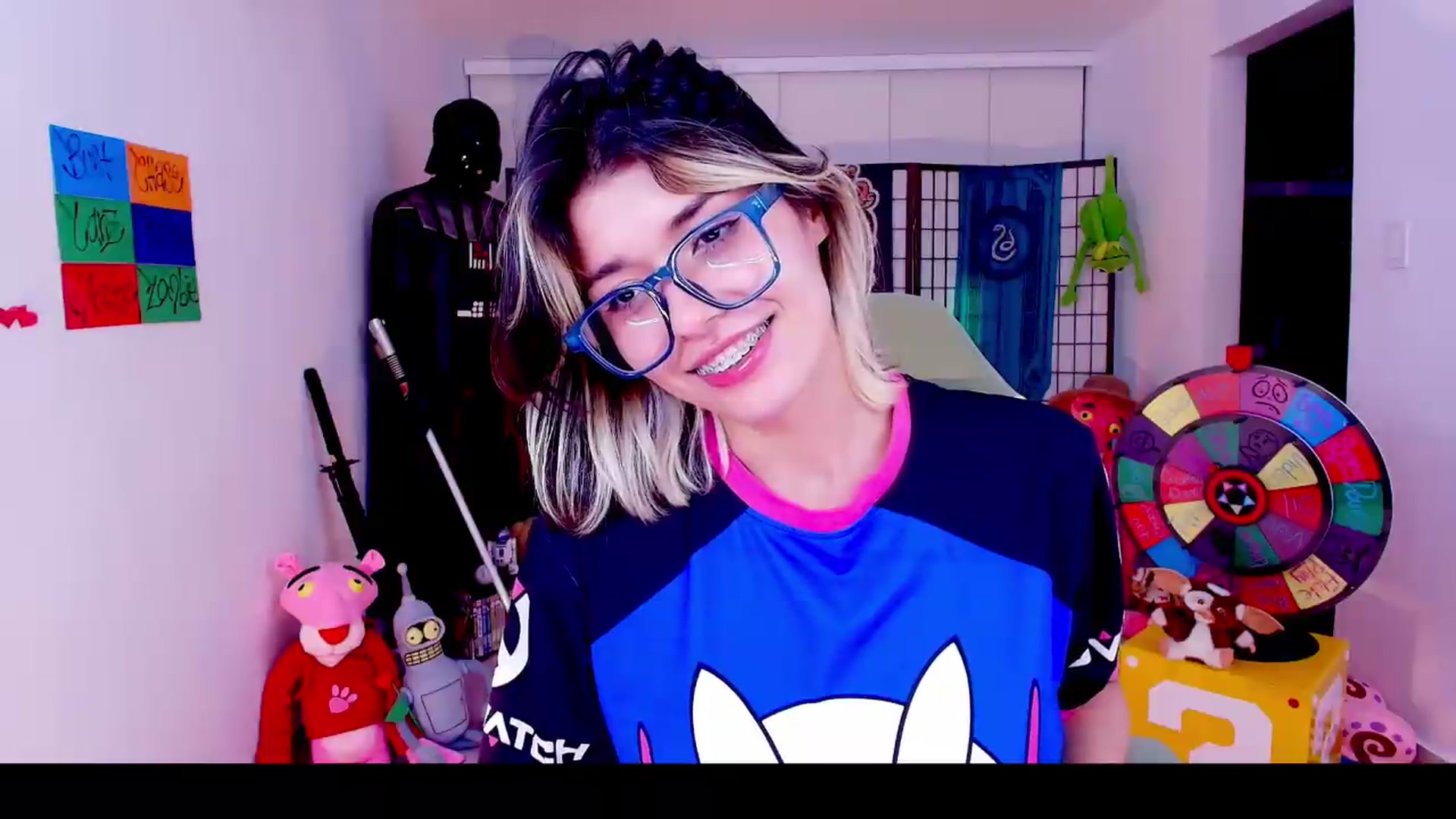 Gallery image thumbnail from Agostinha_Red's myfreecams stream on, 05/21/2026, 03:01 image 18 of 20