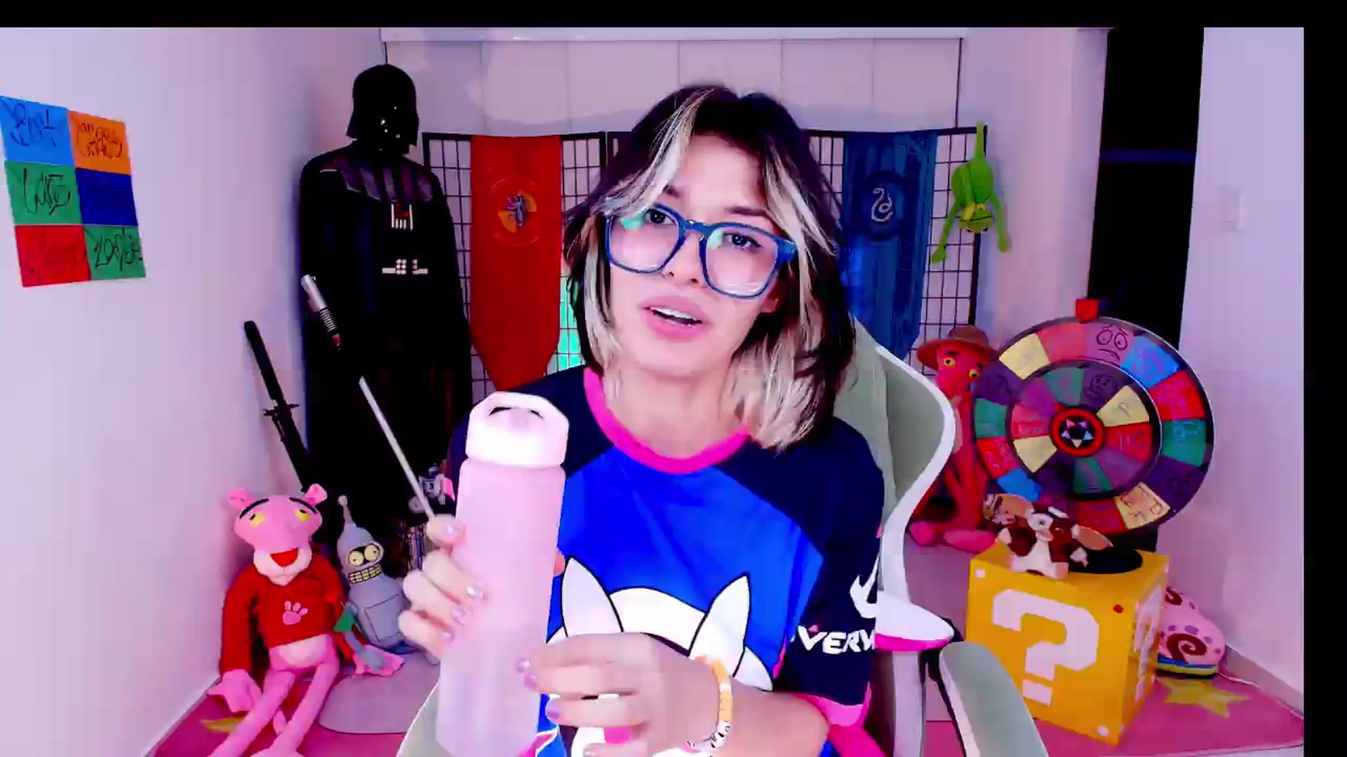 Gallery image thumbnail from Agostinha_Red's myfreecams stream on, 05/21/2026, 03:01 image 2 of 20
